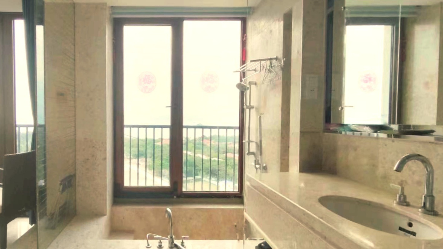 半山半岛双海湾 随时看房·