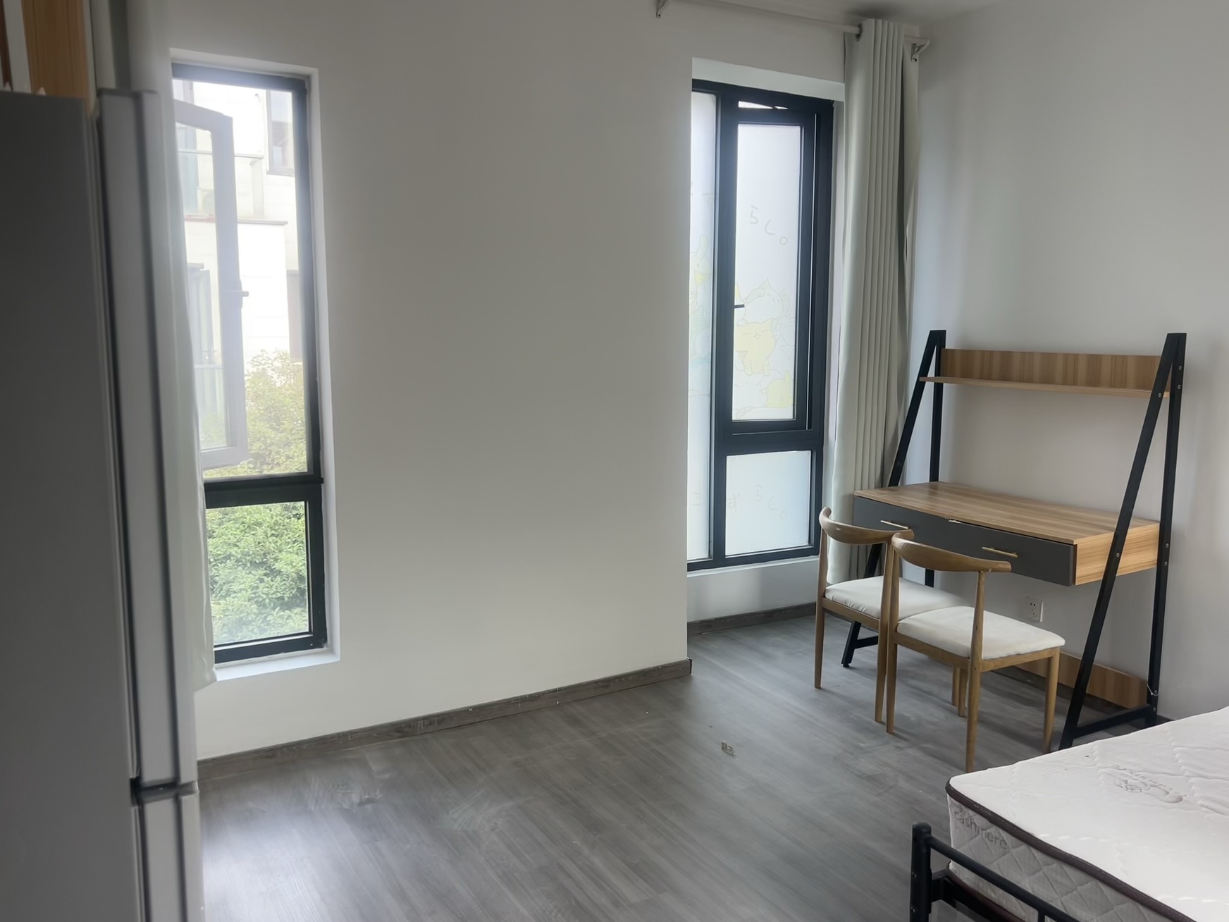 香洲里 1居室 1800元/月