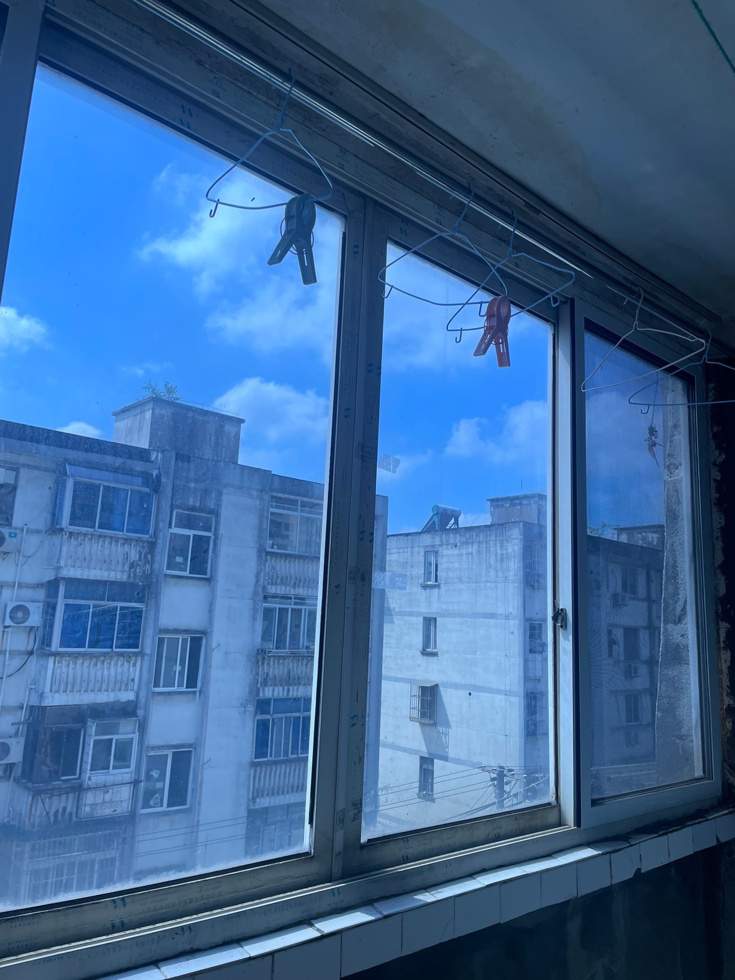 潼泾新村 随时看房·