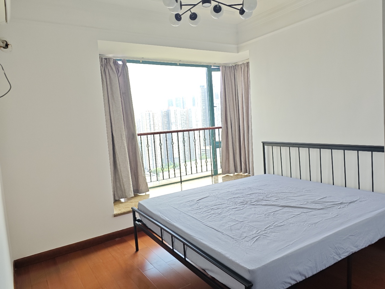 金碧领秀国际 随时看房·