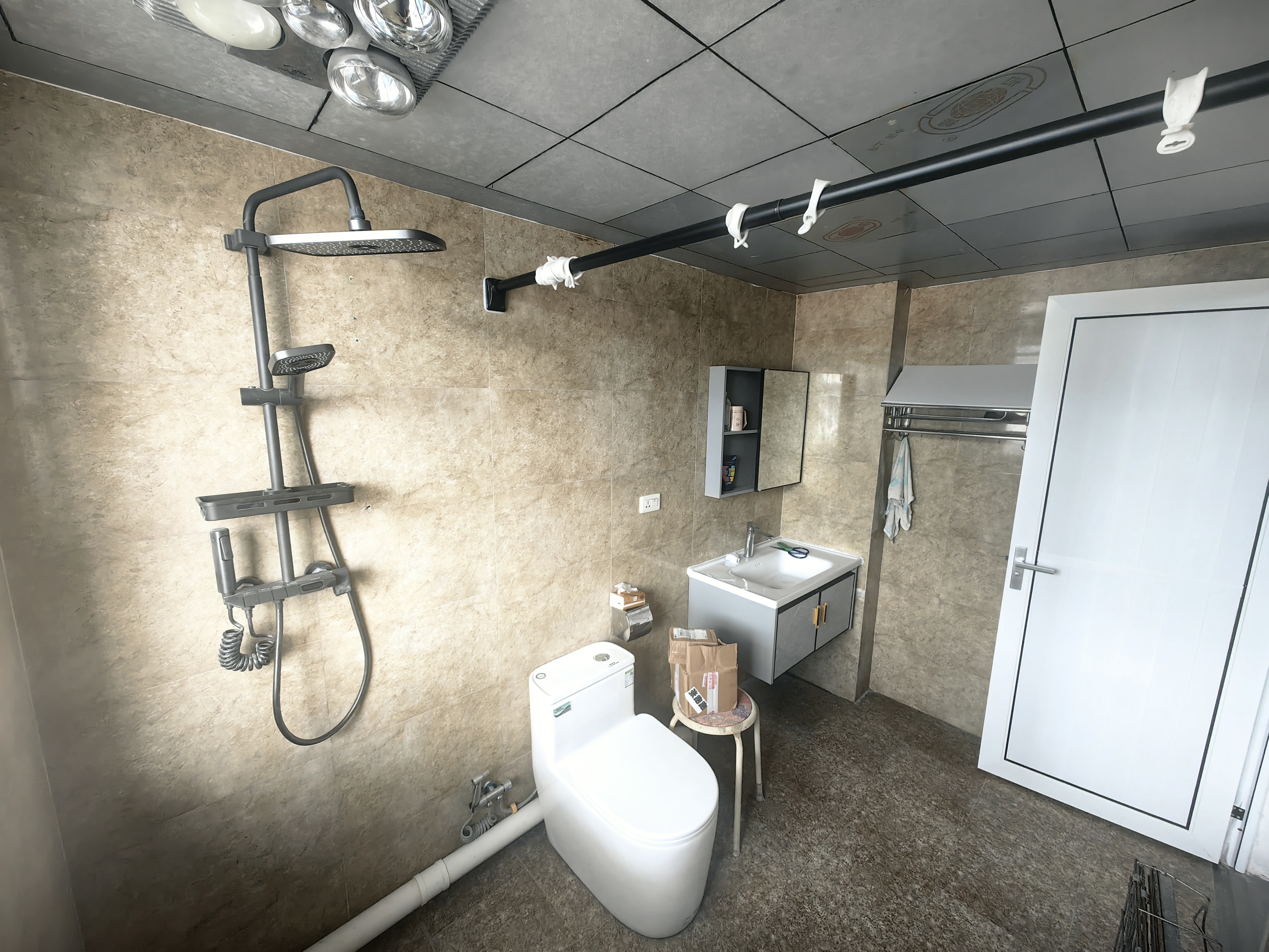 川心小区齐心西路财政局家属楼 随时看房·