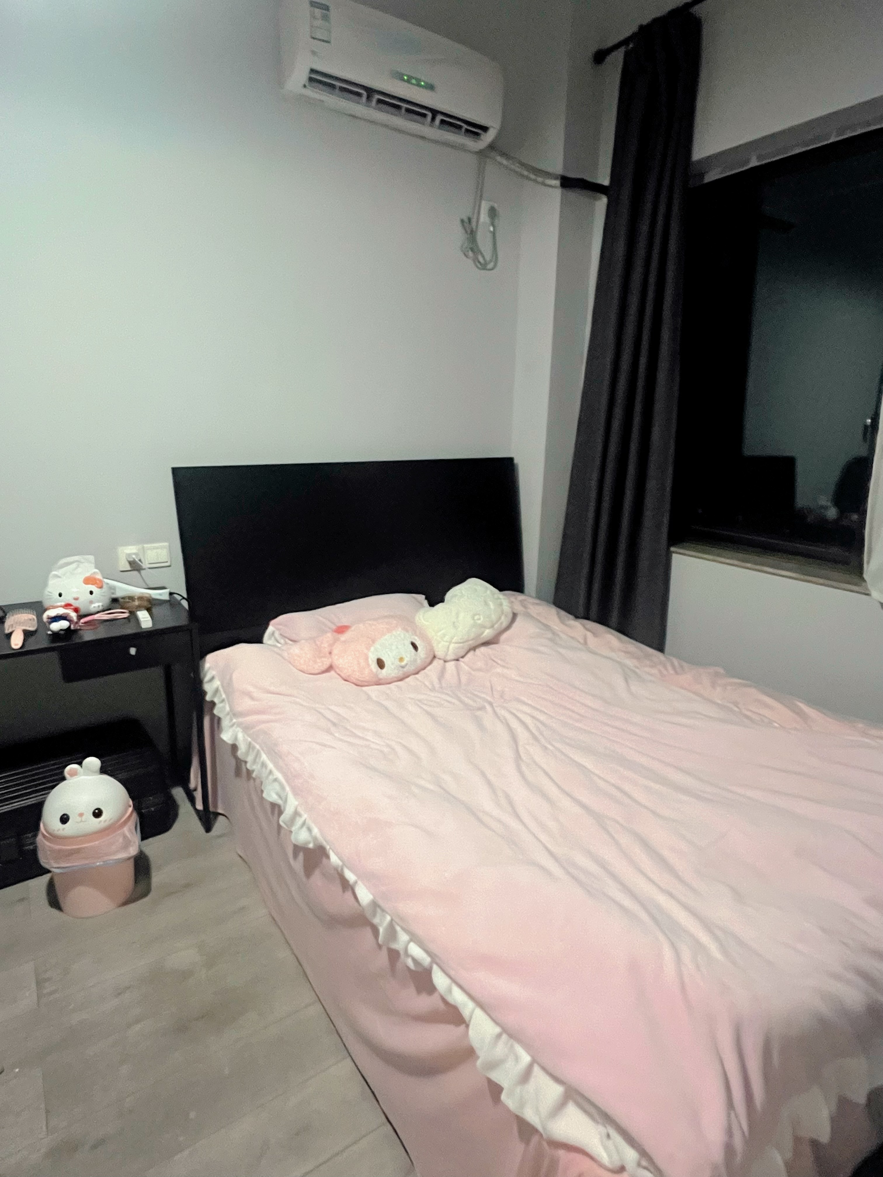 希加公寓 1居室 2250元/月