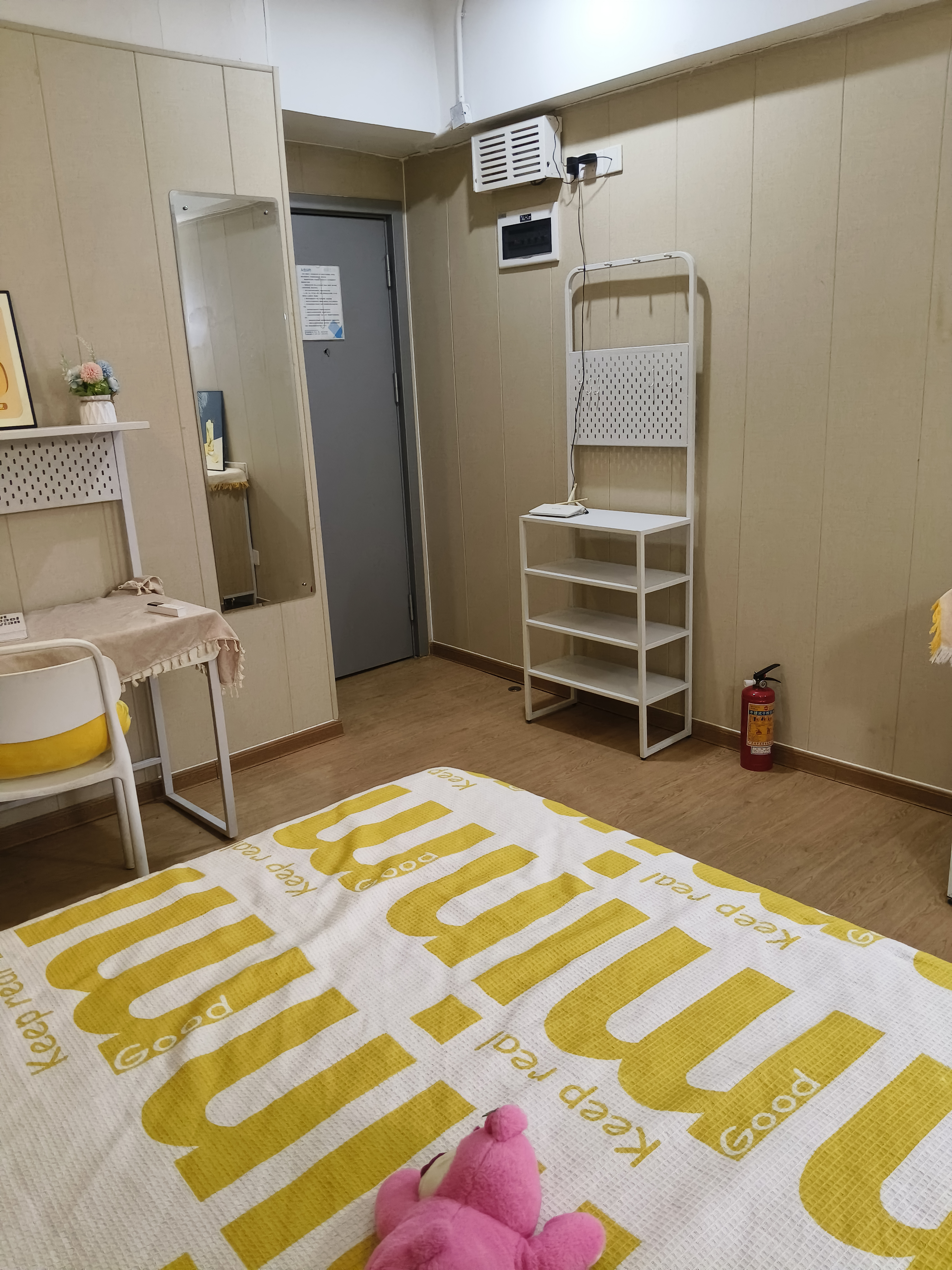 元芬新村 随时看房·