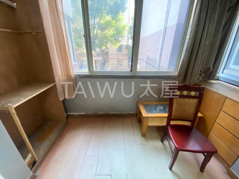 高兴花园一街坊 随时看房·