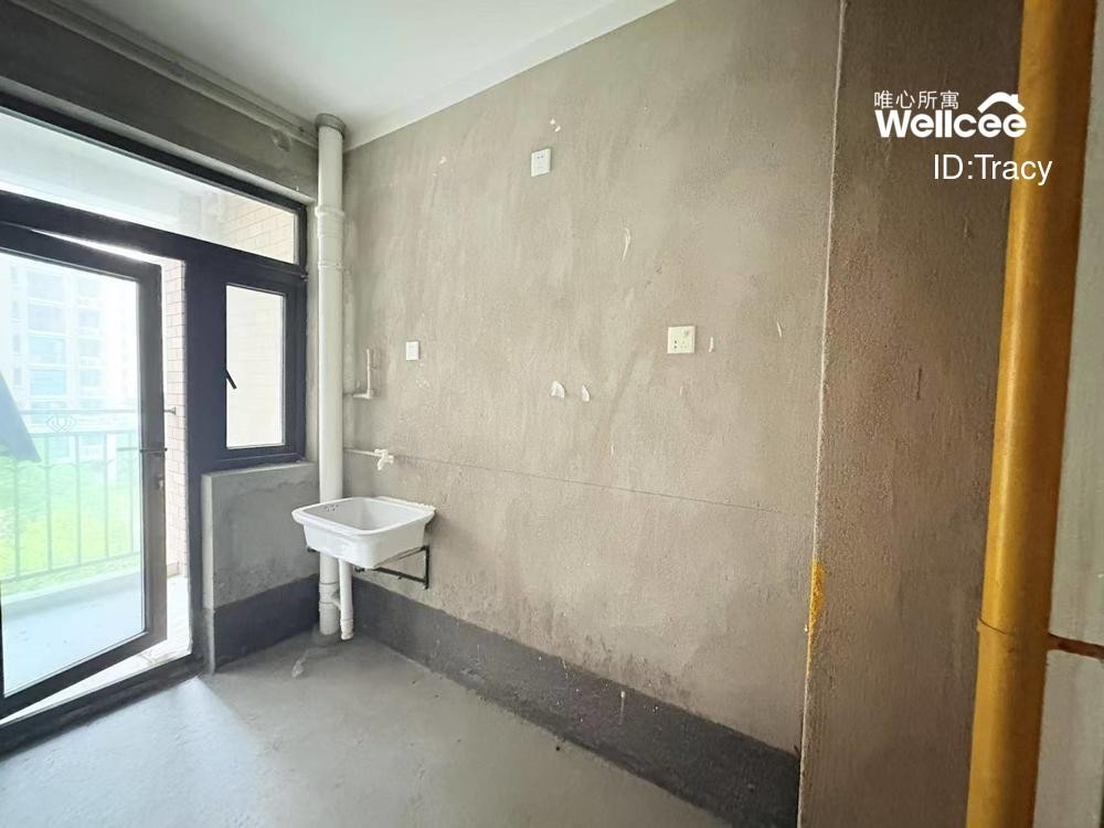 明天华城 随时看房·