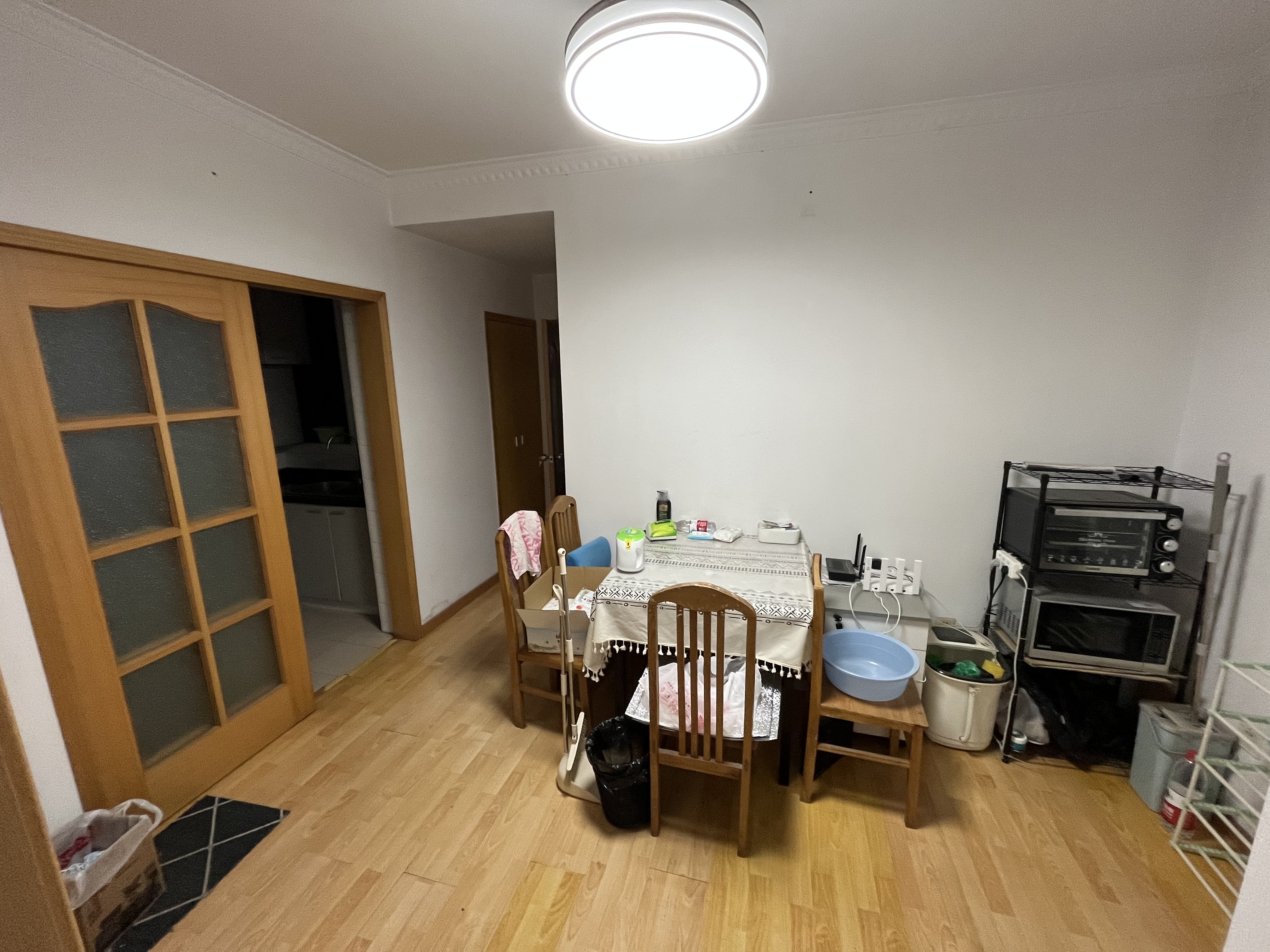 菊盛路50弄 2居室 1800元/月