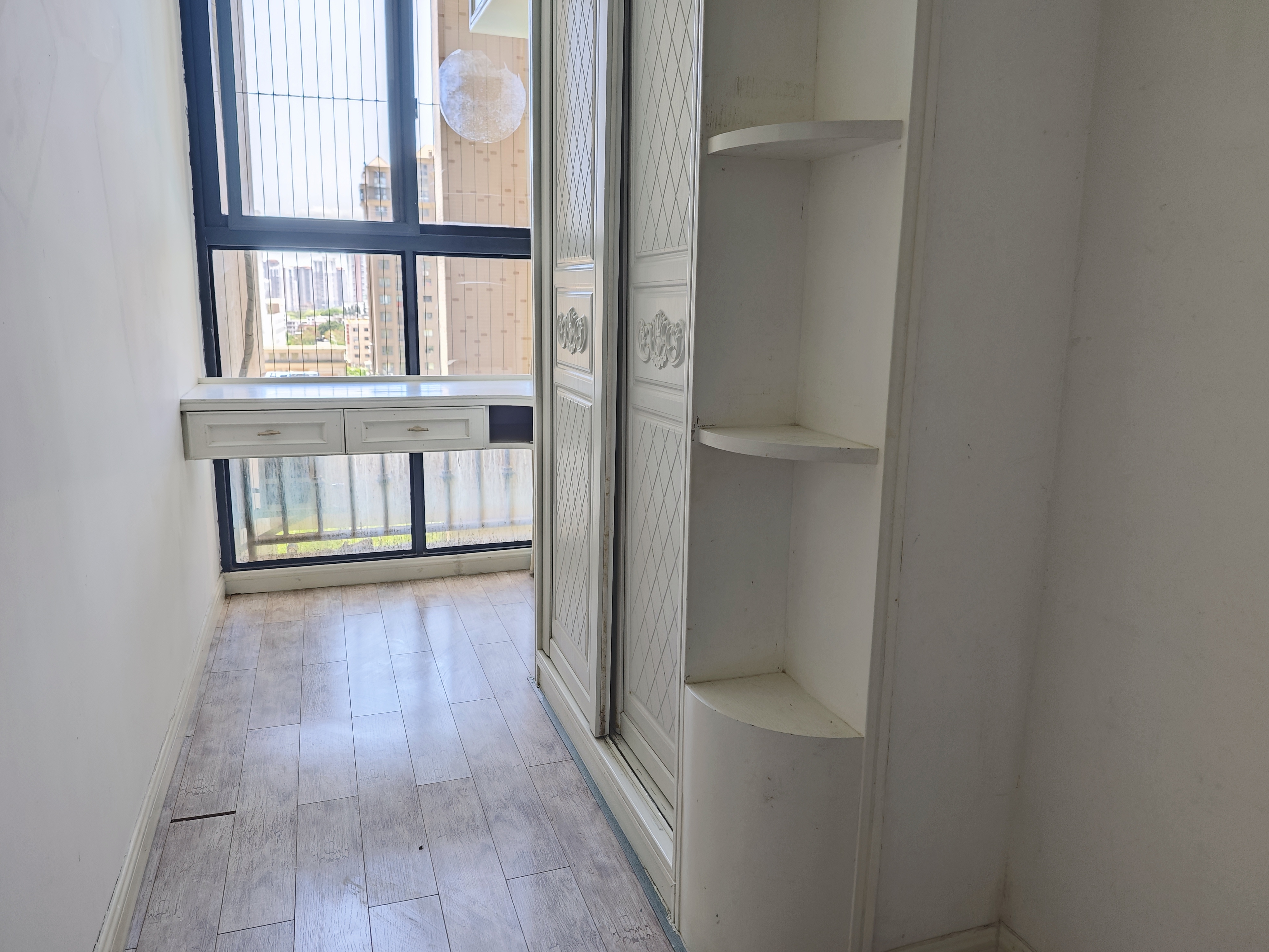 冠亚凯旋门 随时看房·