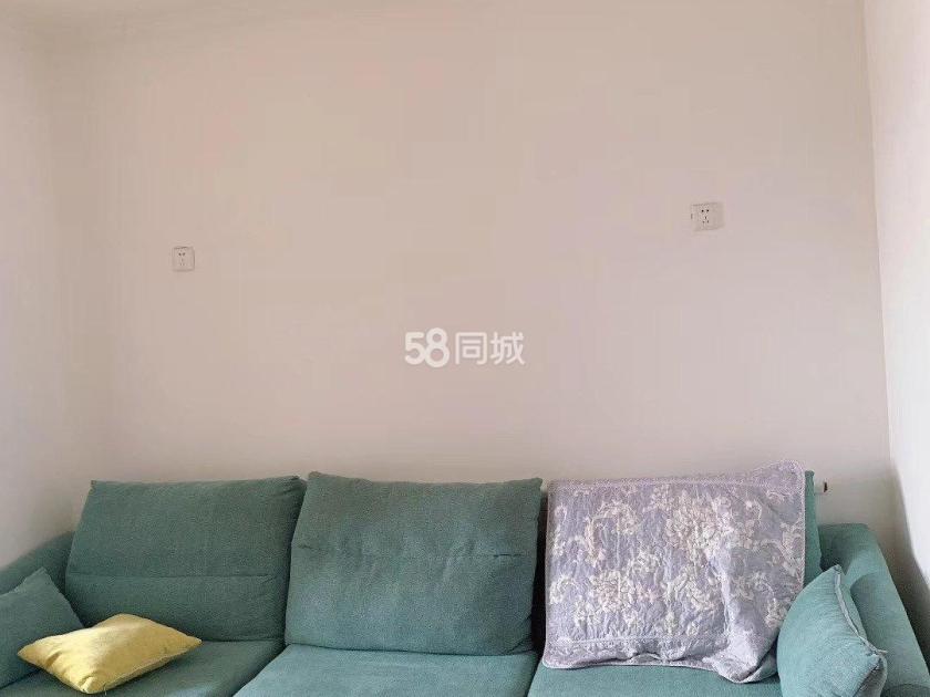 群乐里 4居室 1200元/月