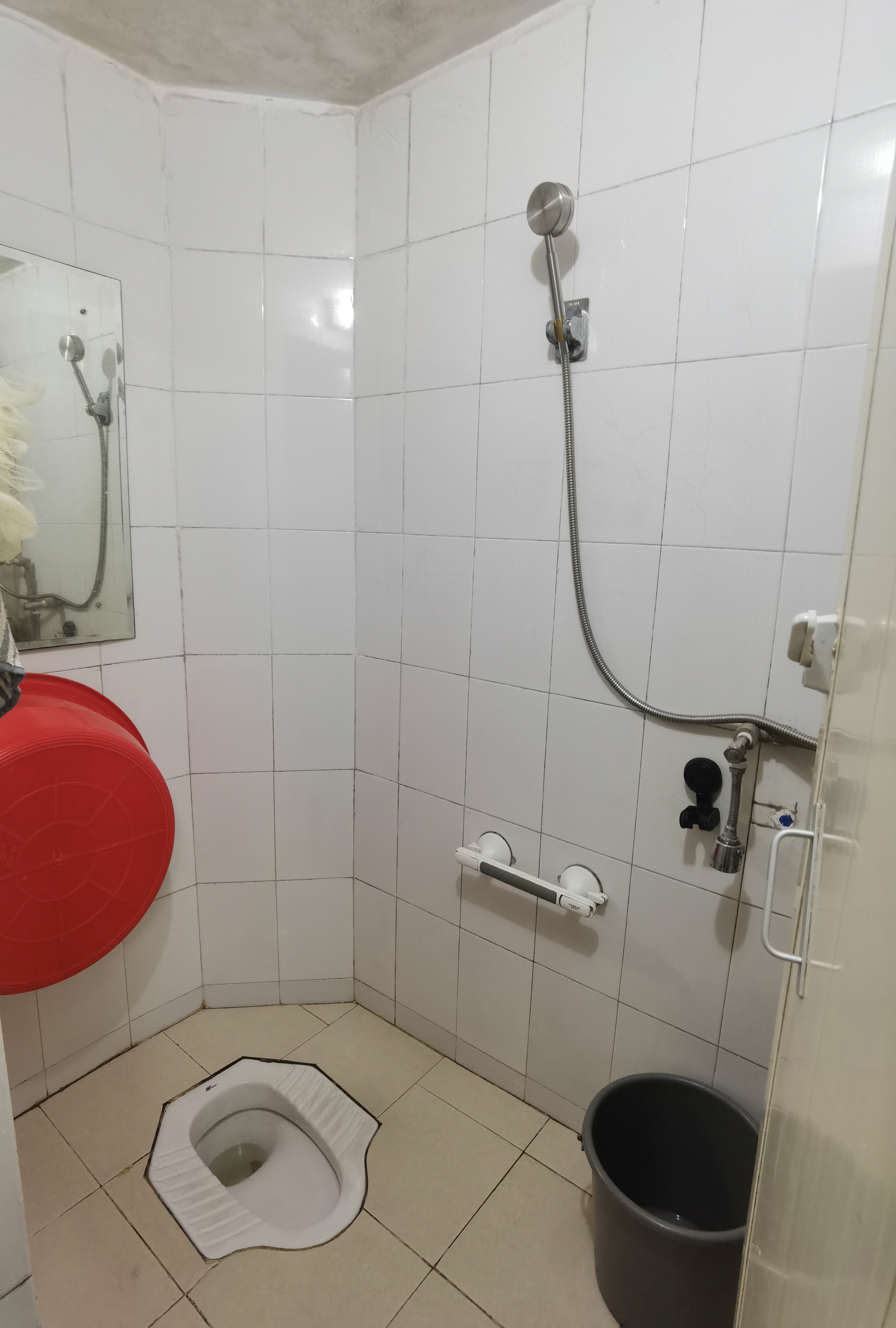 岭南小区 随时看房·