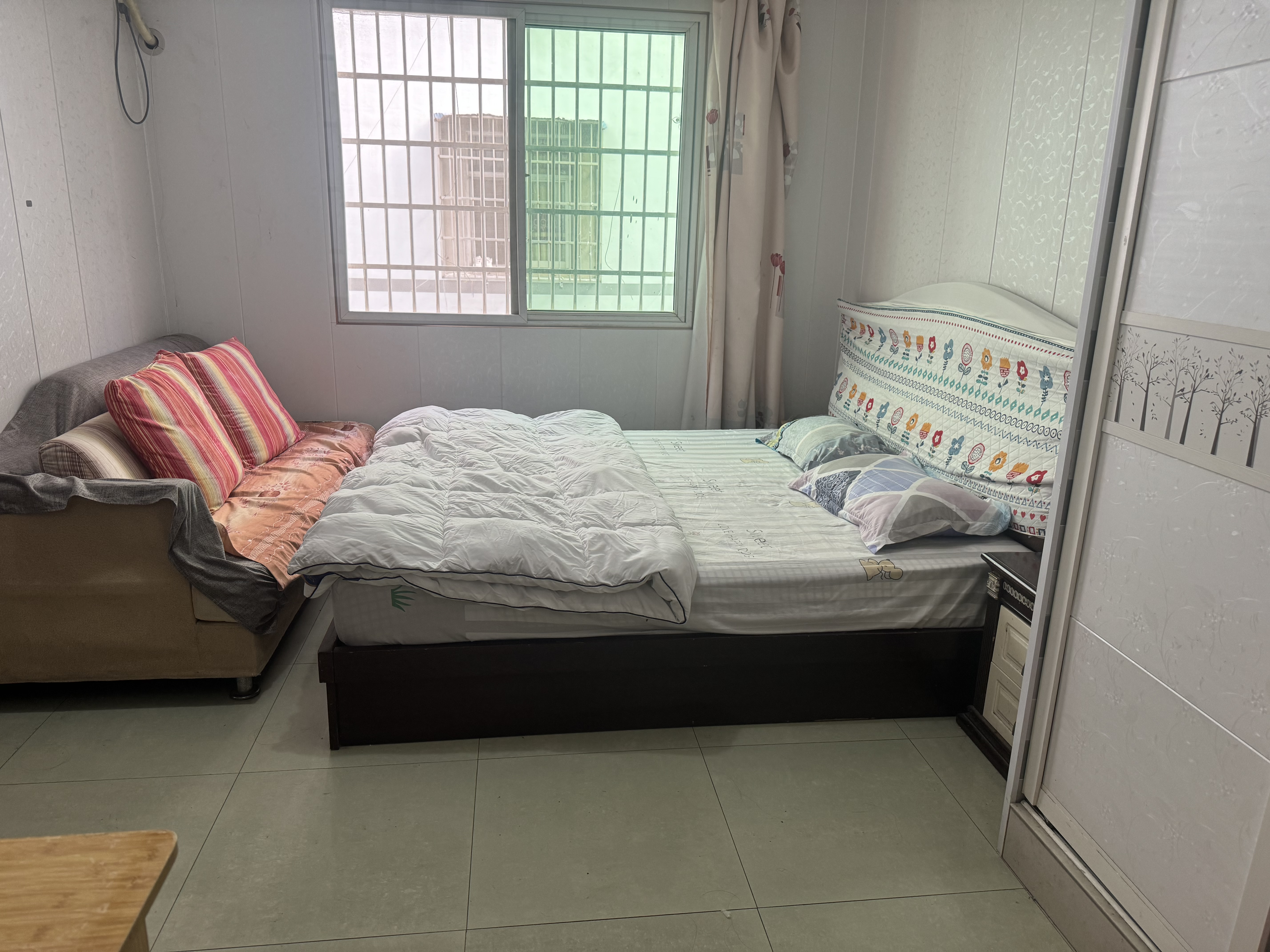 石泉村自建房 1居室 730元/月