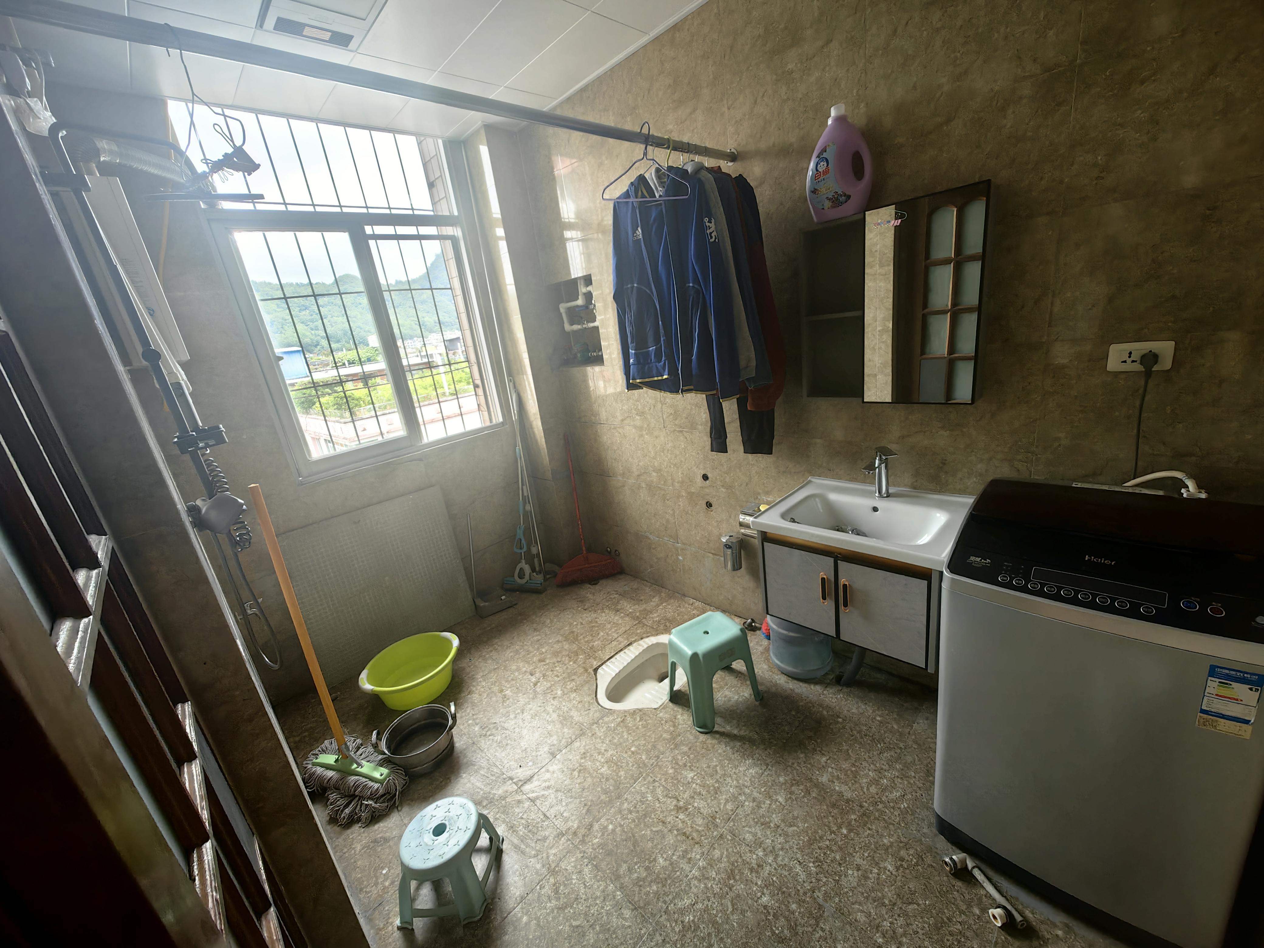 川心小区齐心西路财政局家属楼 随时看房·