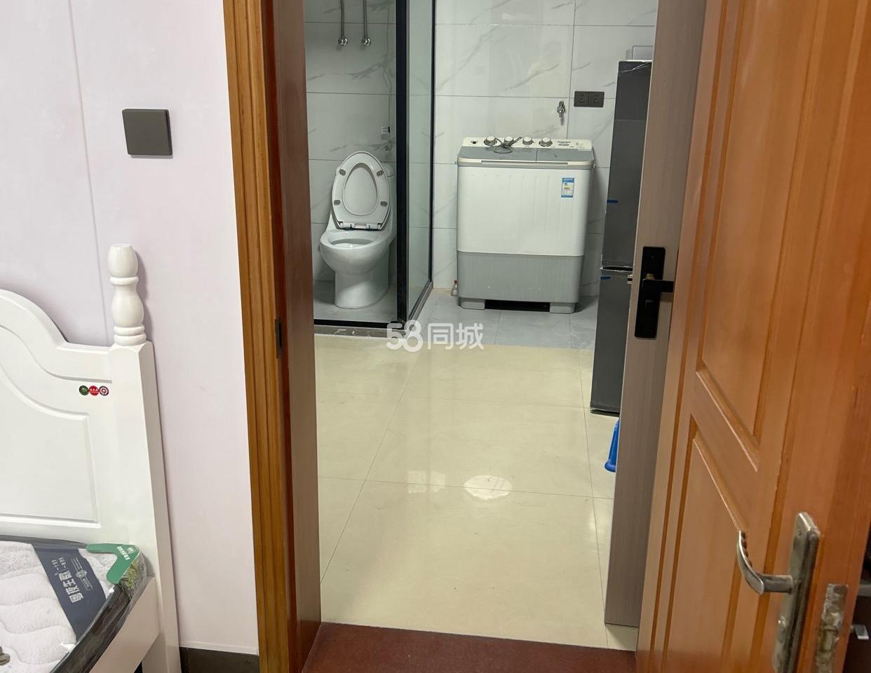 新丰西小区 随时看房·