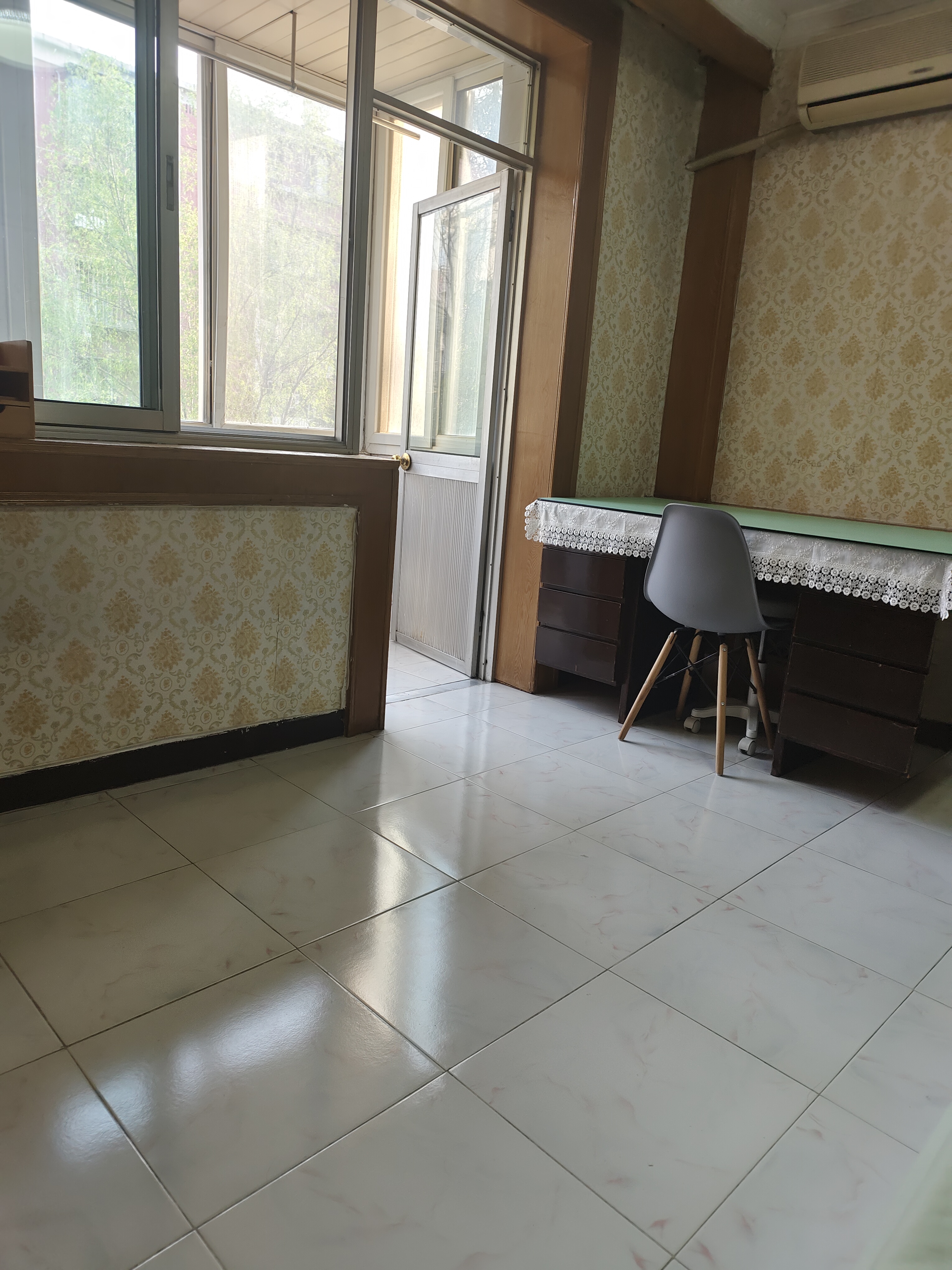 北三环安贞门安贞里二区主卧 随时看房·