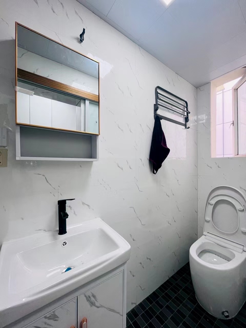 金虹桥娄山关|天山二村 随时看房·