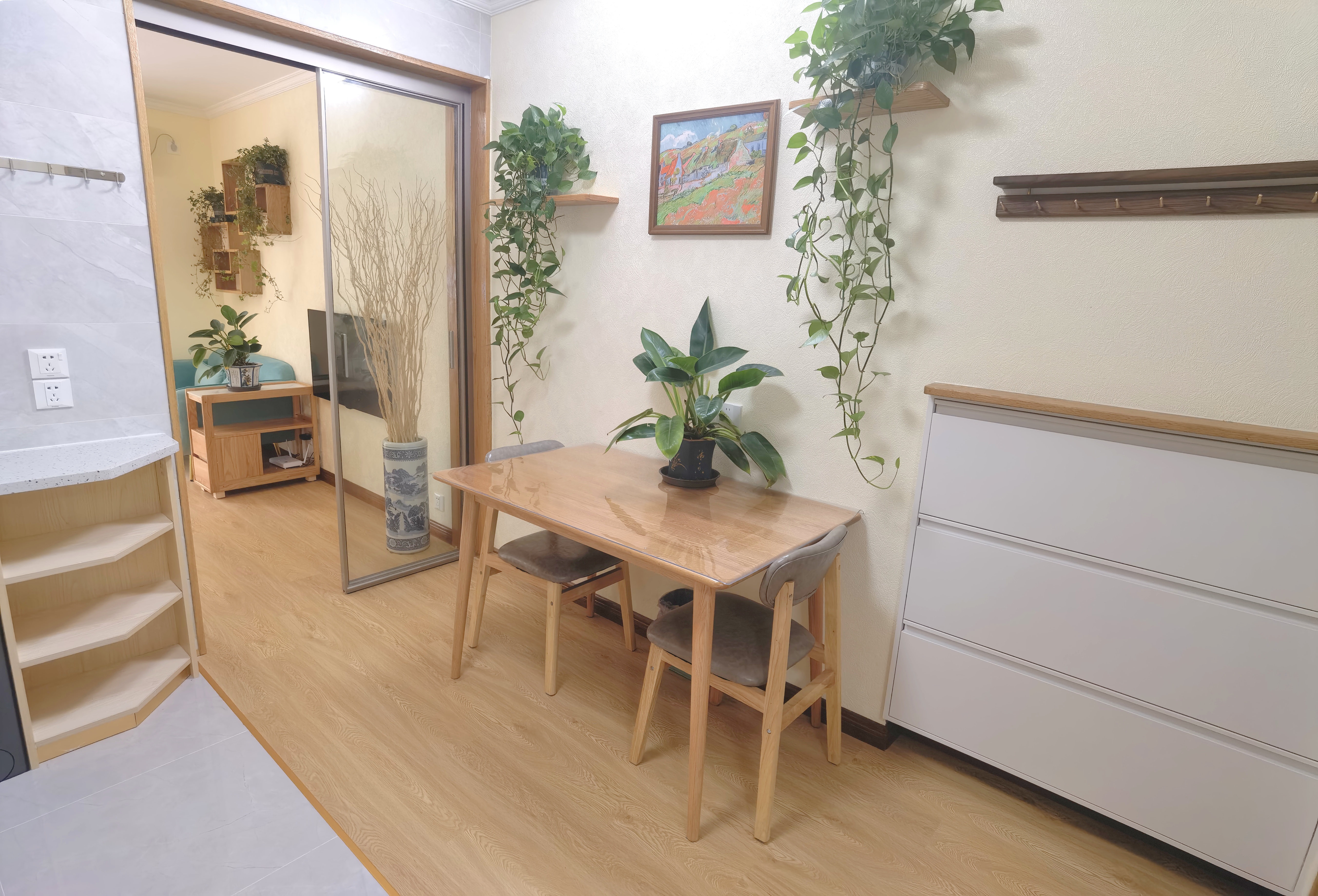上海市徐汇区康平路207弄小区 随时看房·