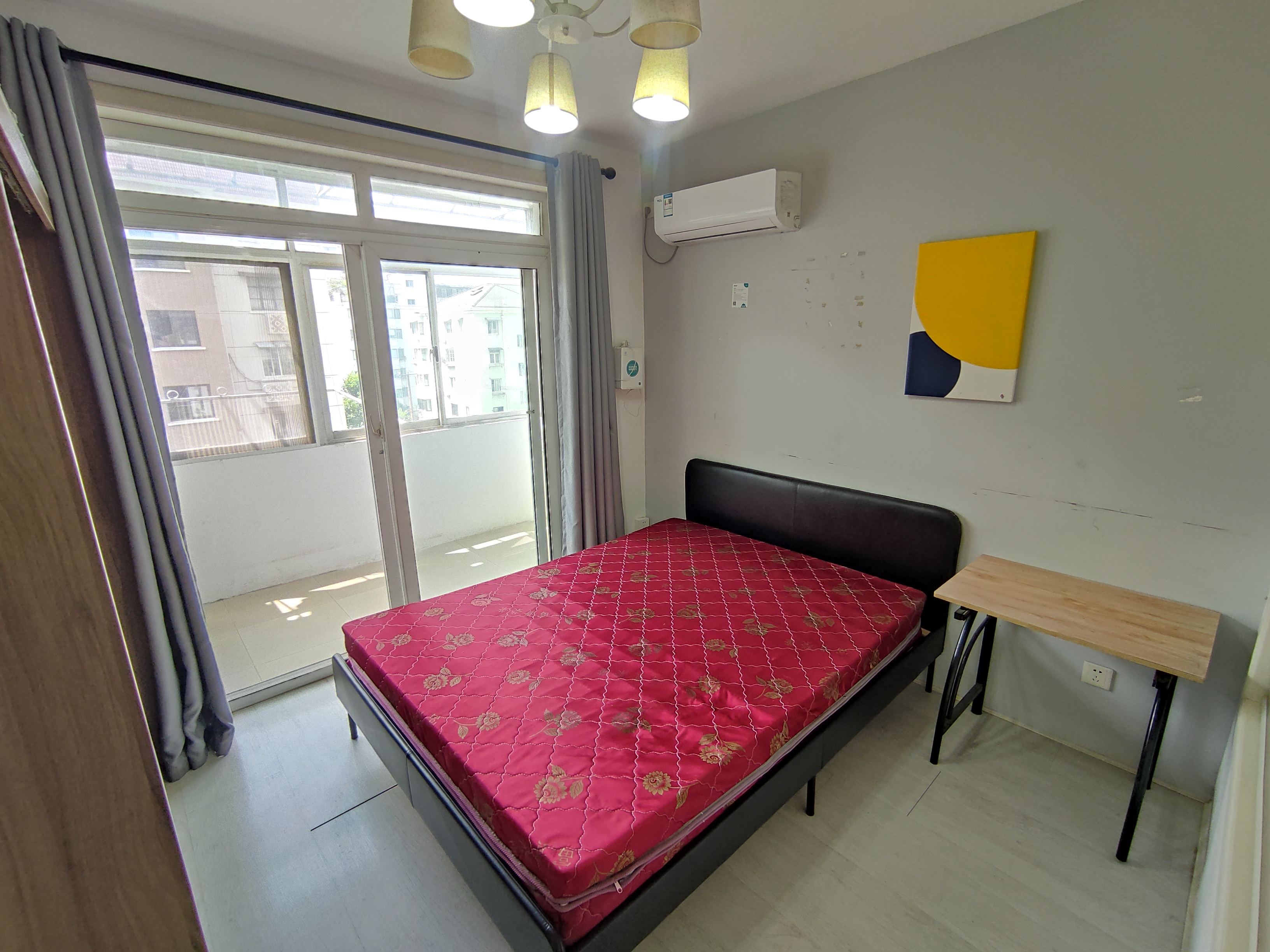 虹口足球场_嘉苑公寓 随时看房·