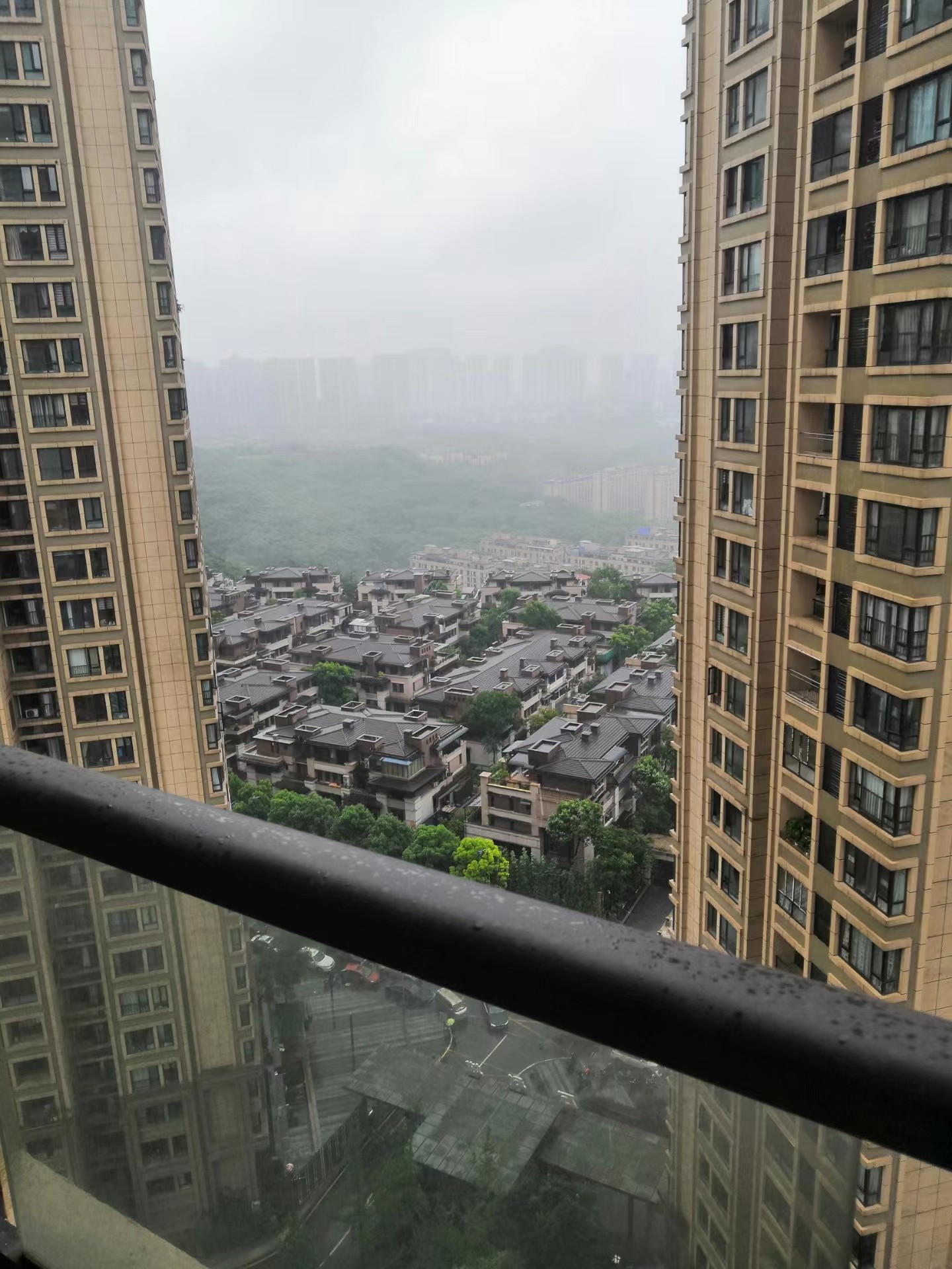 重庆照母山万科城三期 随时看房·