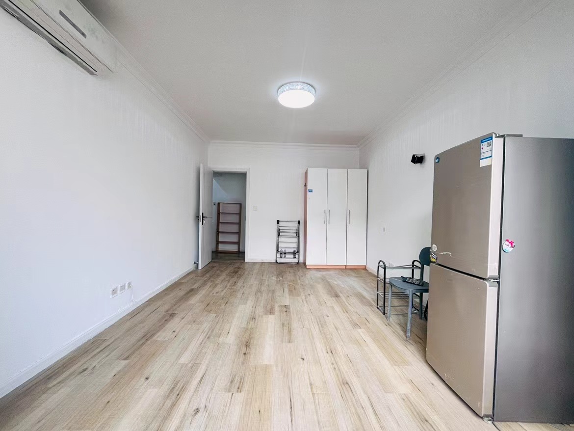 金虹桥娄山关|天山二村 1居室 4500元/月