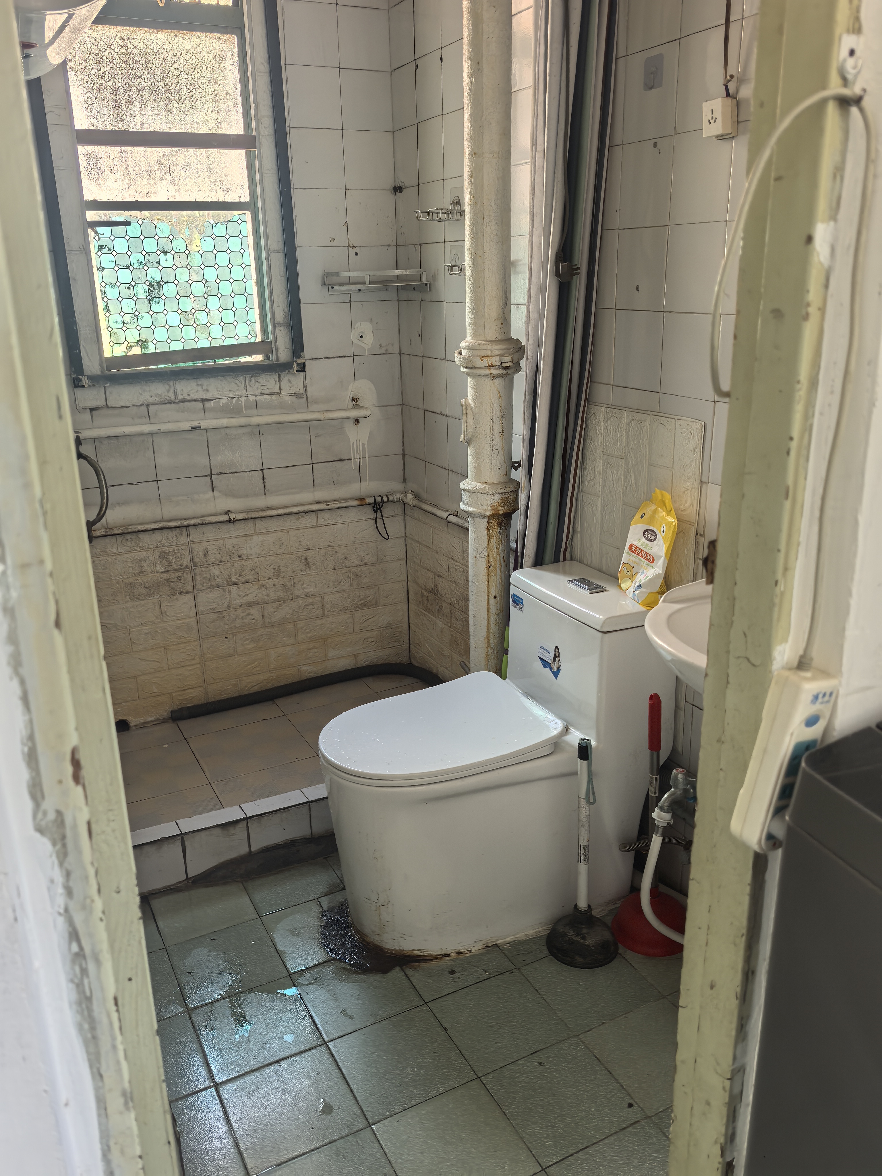 东沟二村 随时看房·