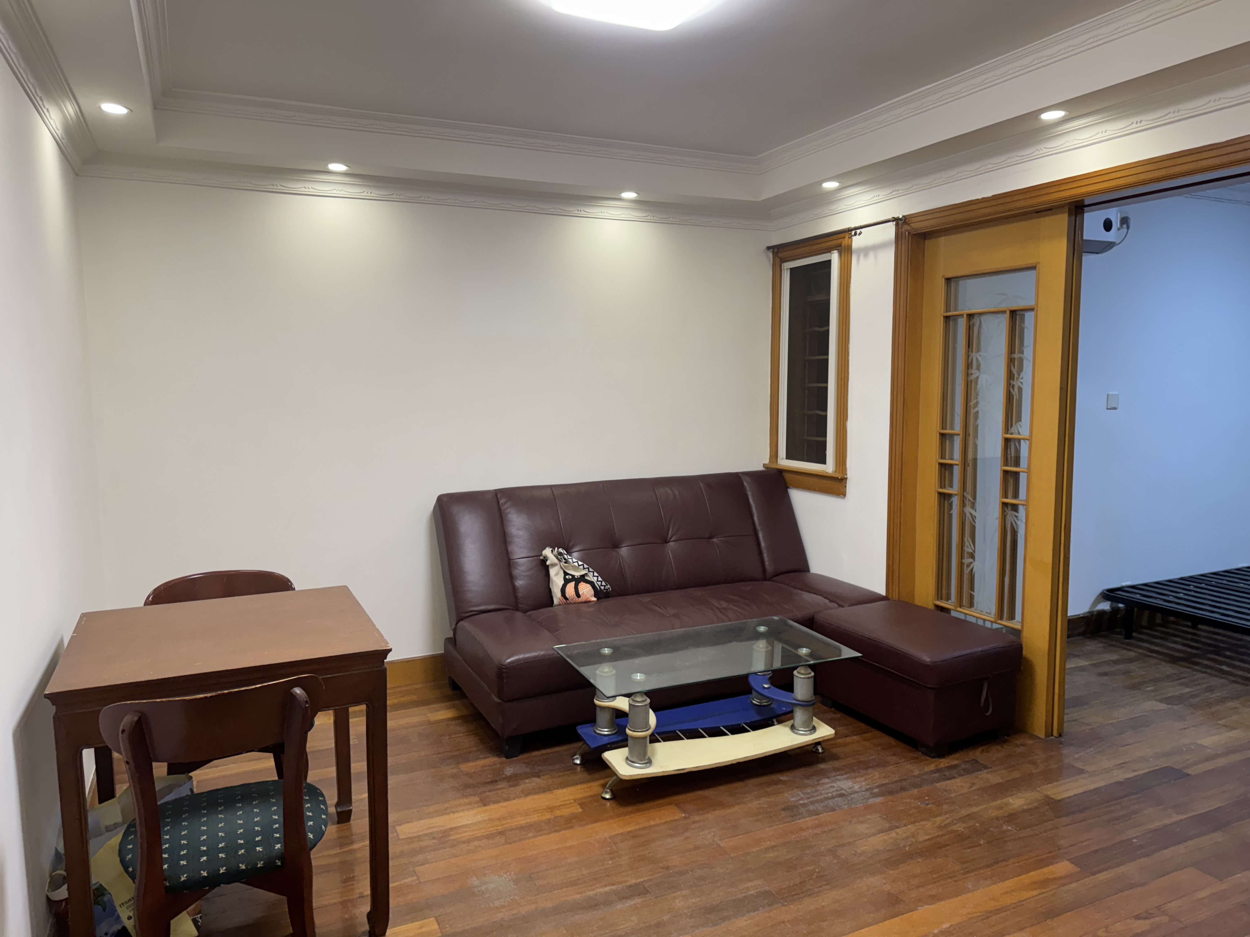 虹园六村 2居室 6000元/月