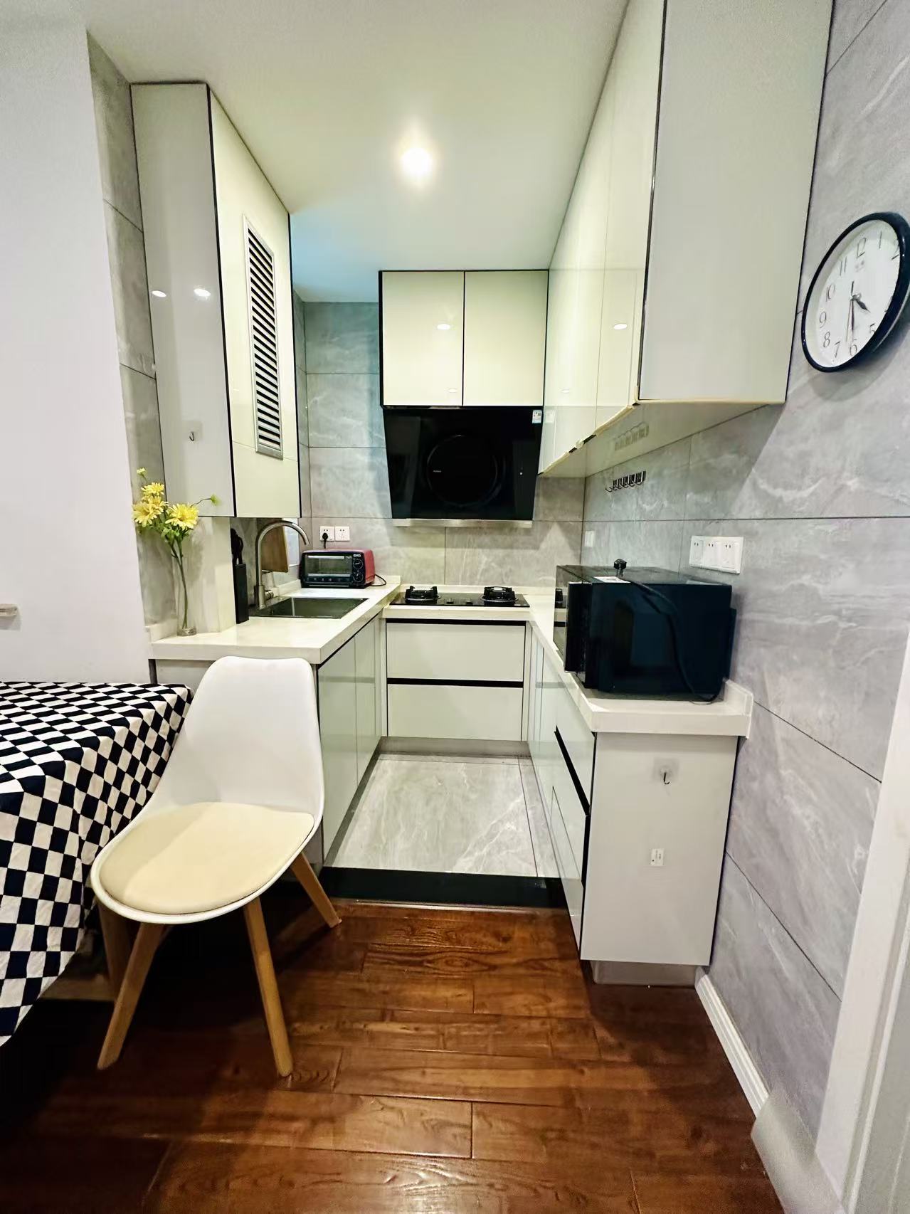 芙二小区 随时看房·