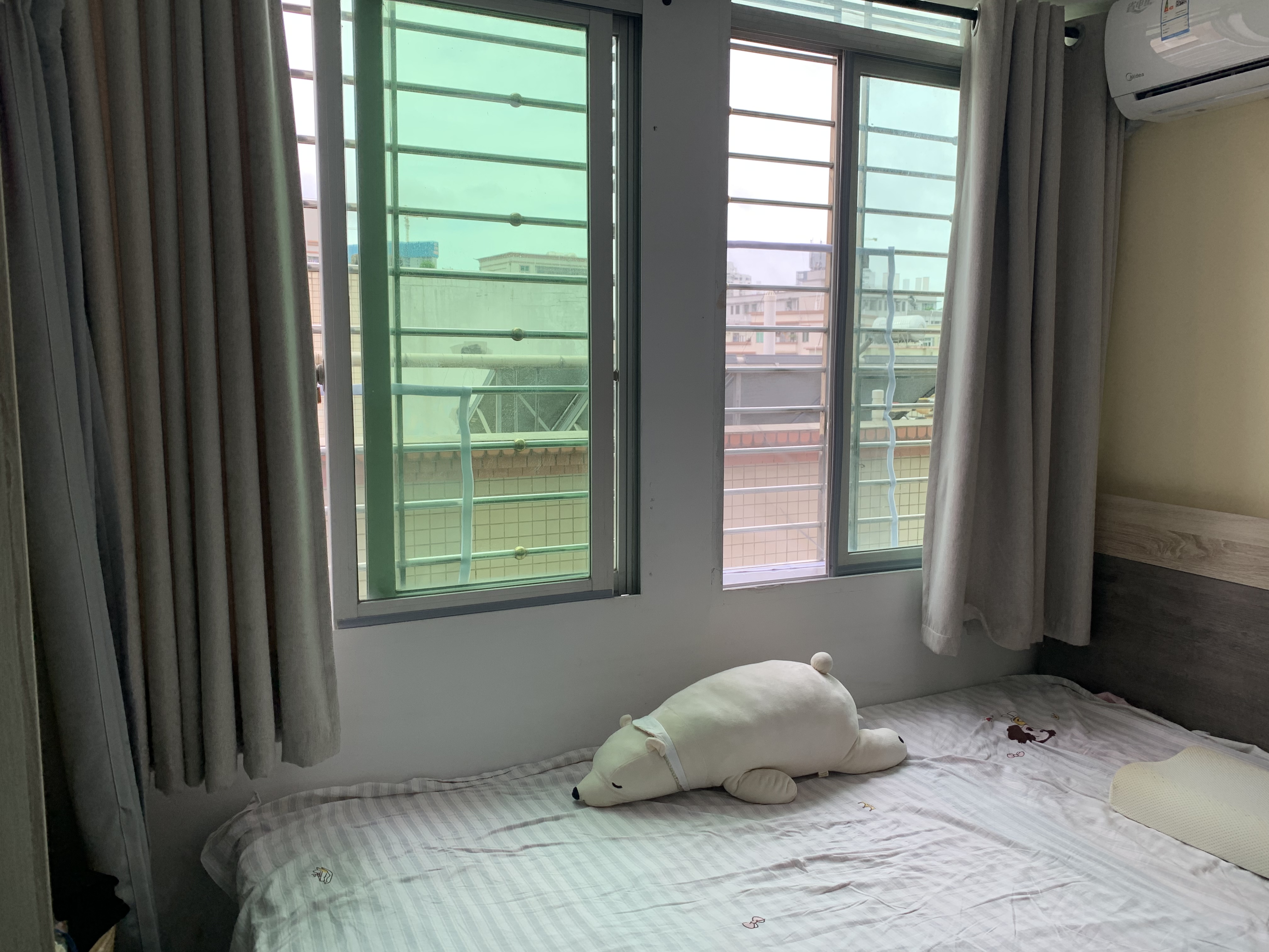 亿巢国际青年社区灵芝一店 1居室 2100元/月