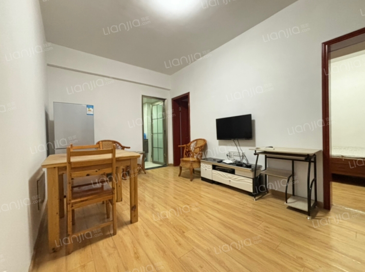 楚汉新居 2居室 2600元/月