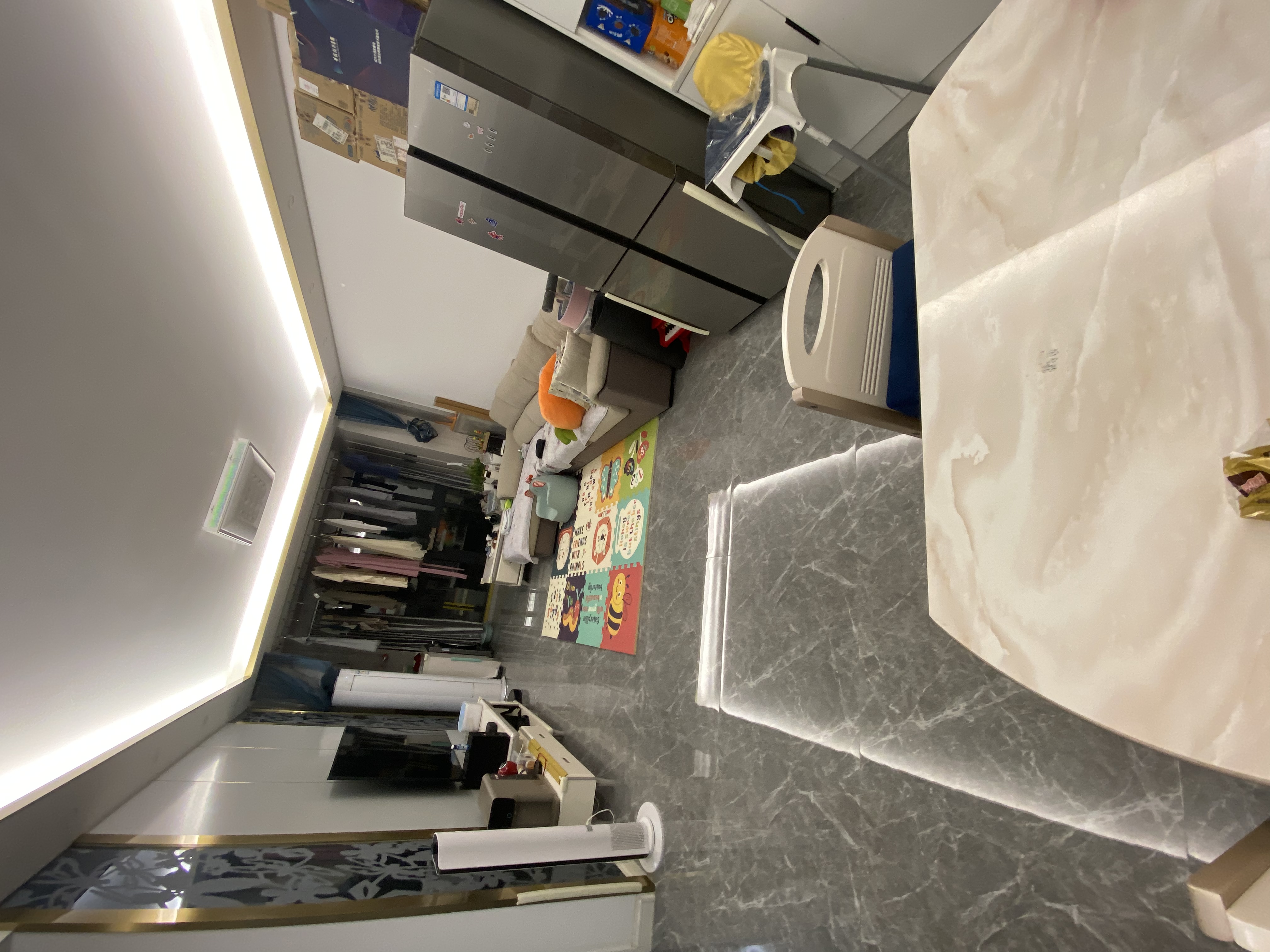 华盛园小区 2居室 2200元/月