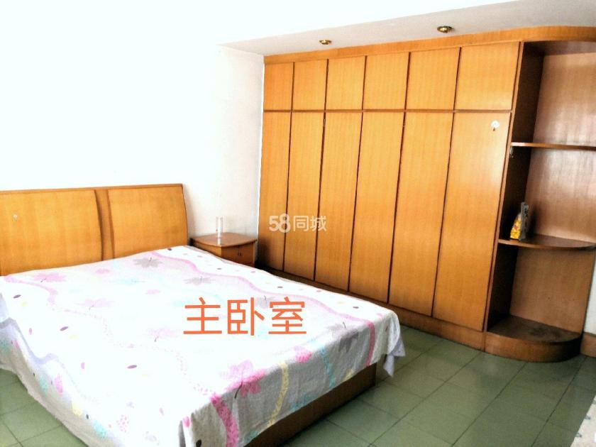 梁府小区 随时看房·