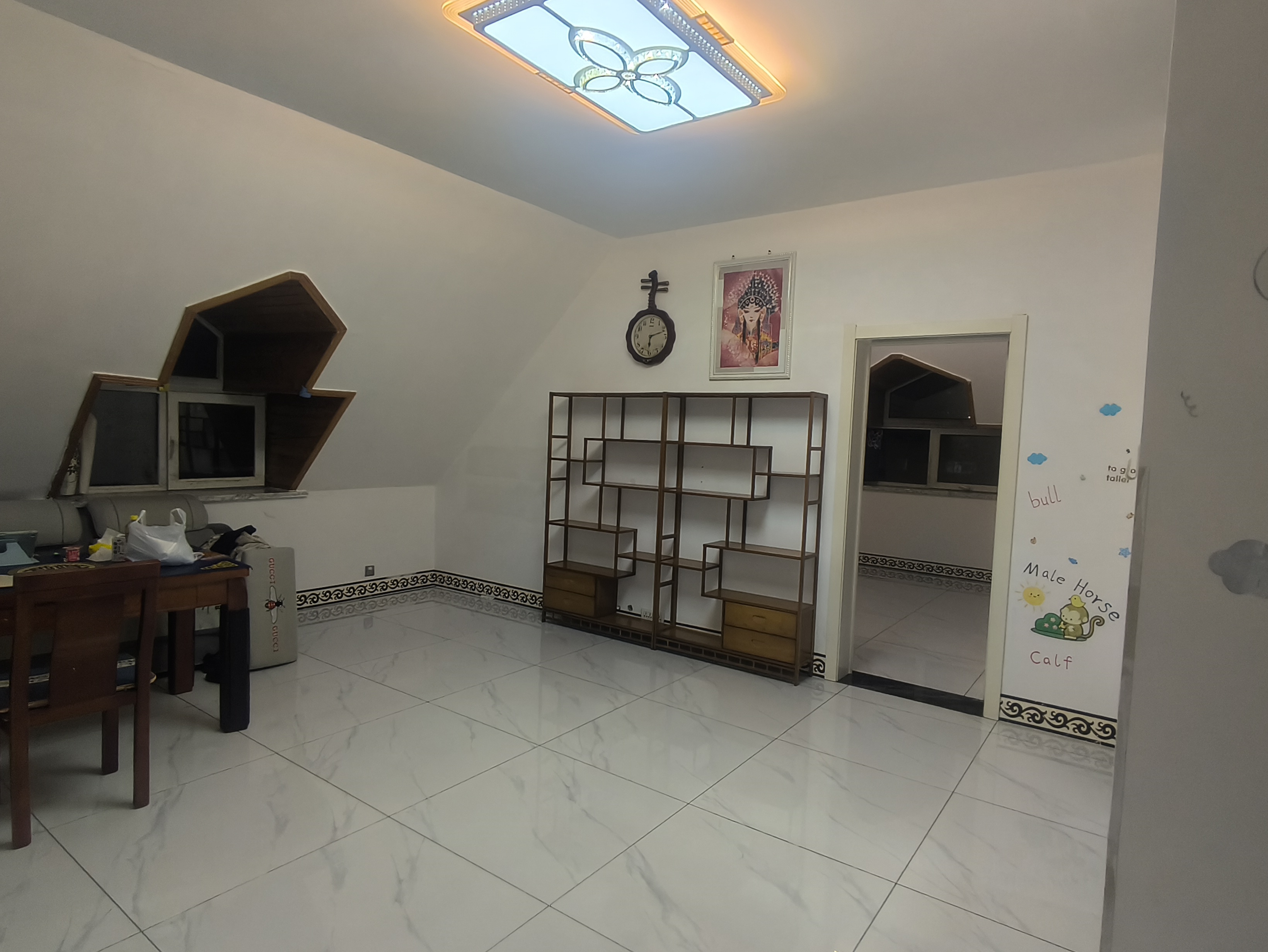 欧美亚世界阳光小区）