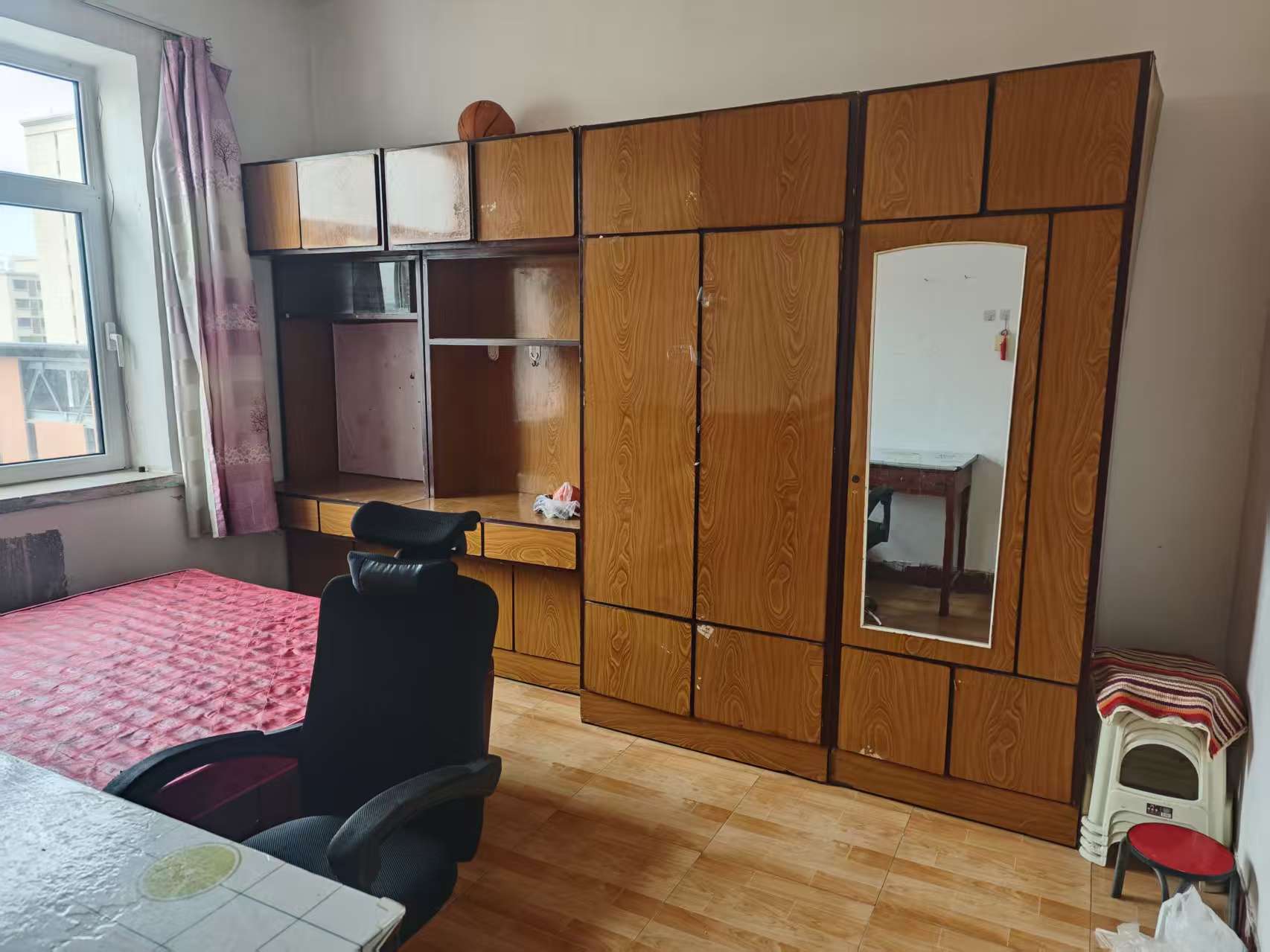 天鹅小区 随时看房·