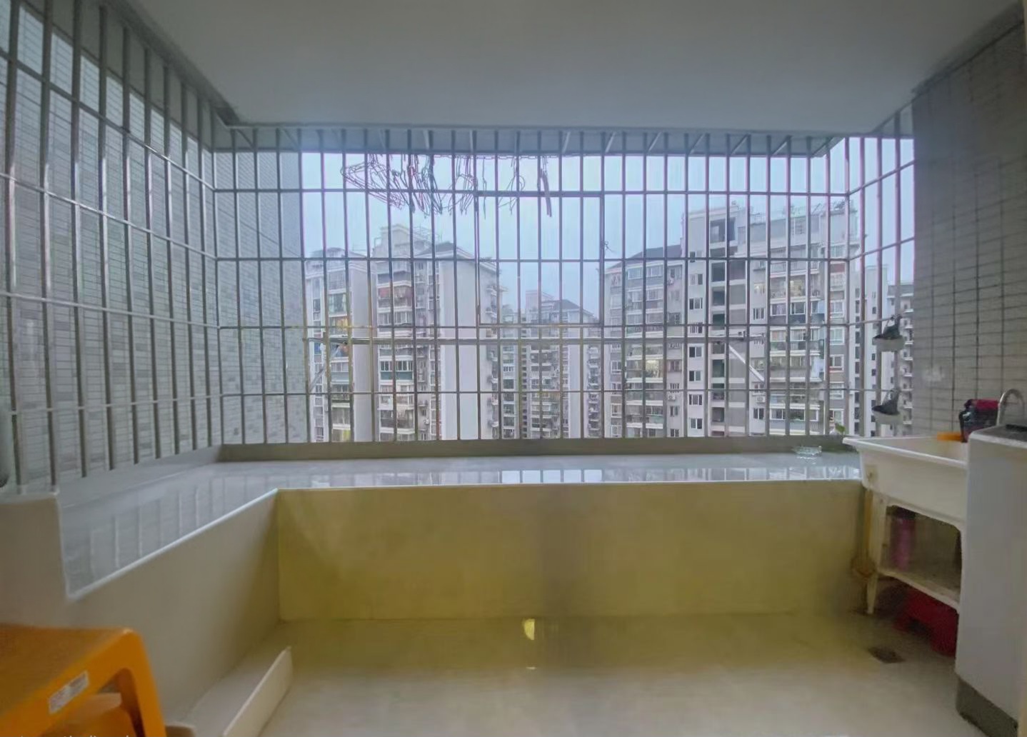 福湾新城夏雨苑B区 随时看房·