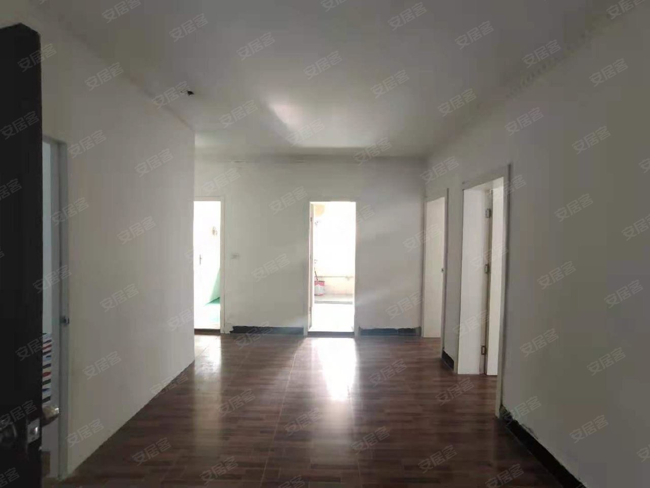 汉阳马沧湖小区 随时看房·