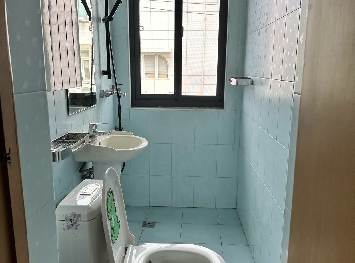 茶花里小区 随时看房·