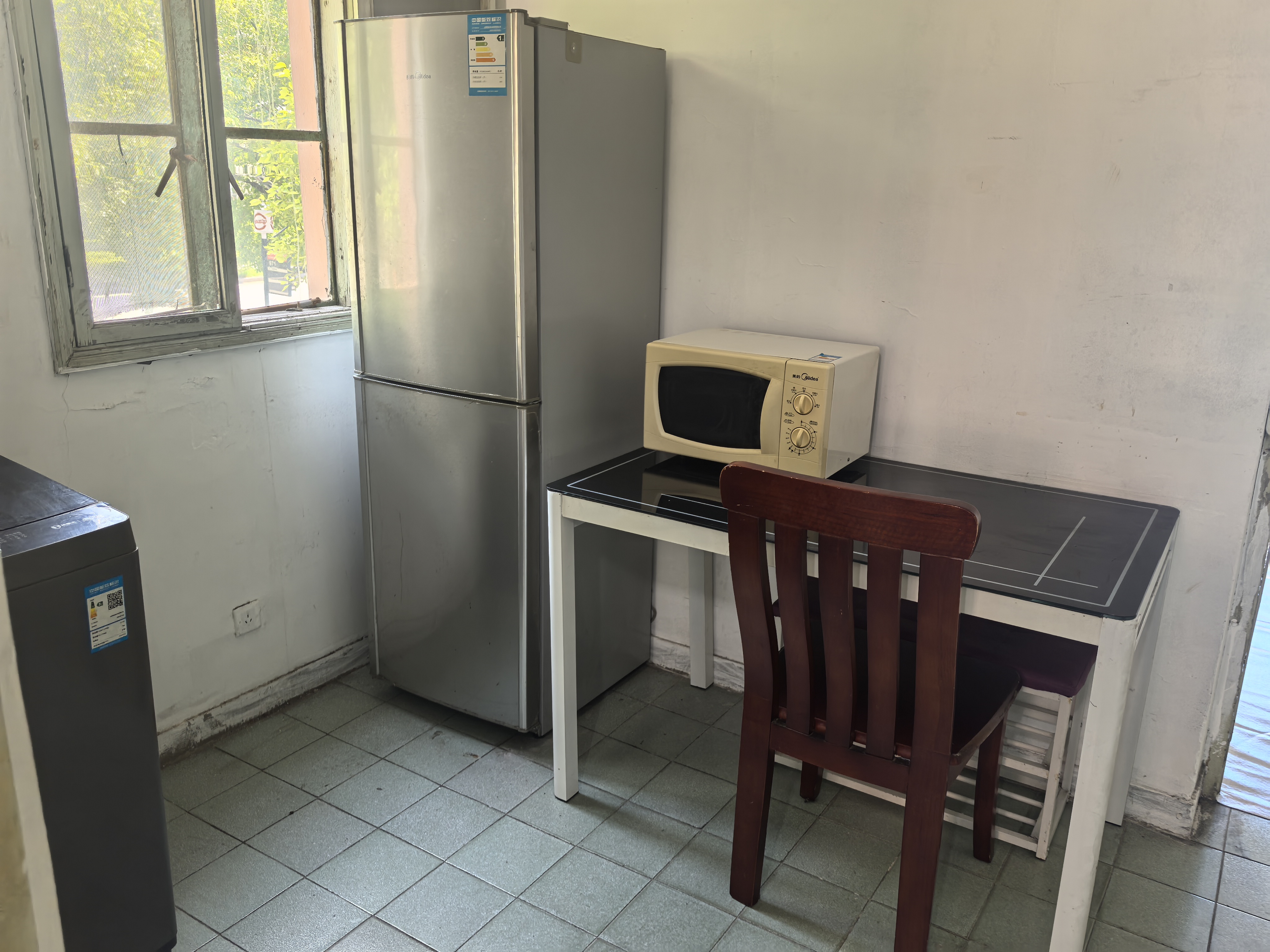 东沟二村 随时看房·