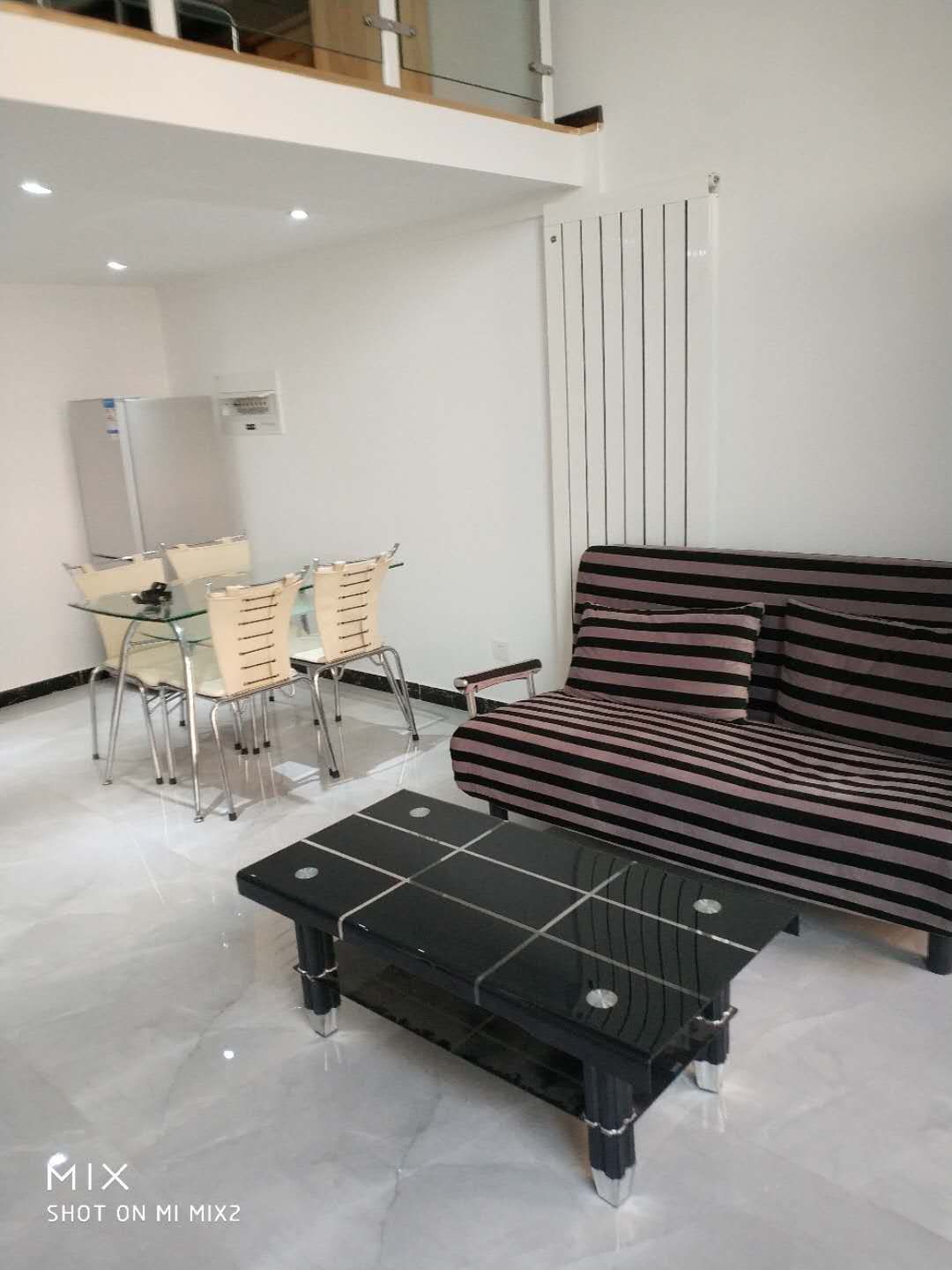 中铁建顺鑫汇 1居室 3000元/月