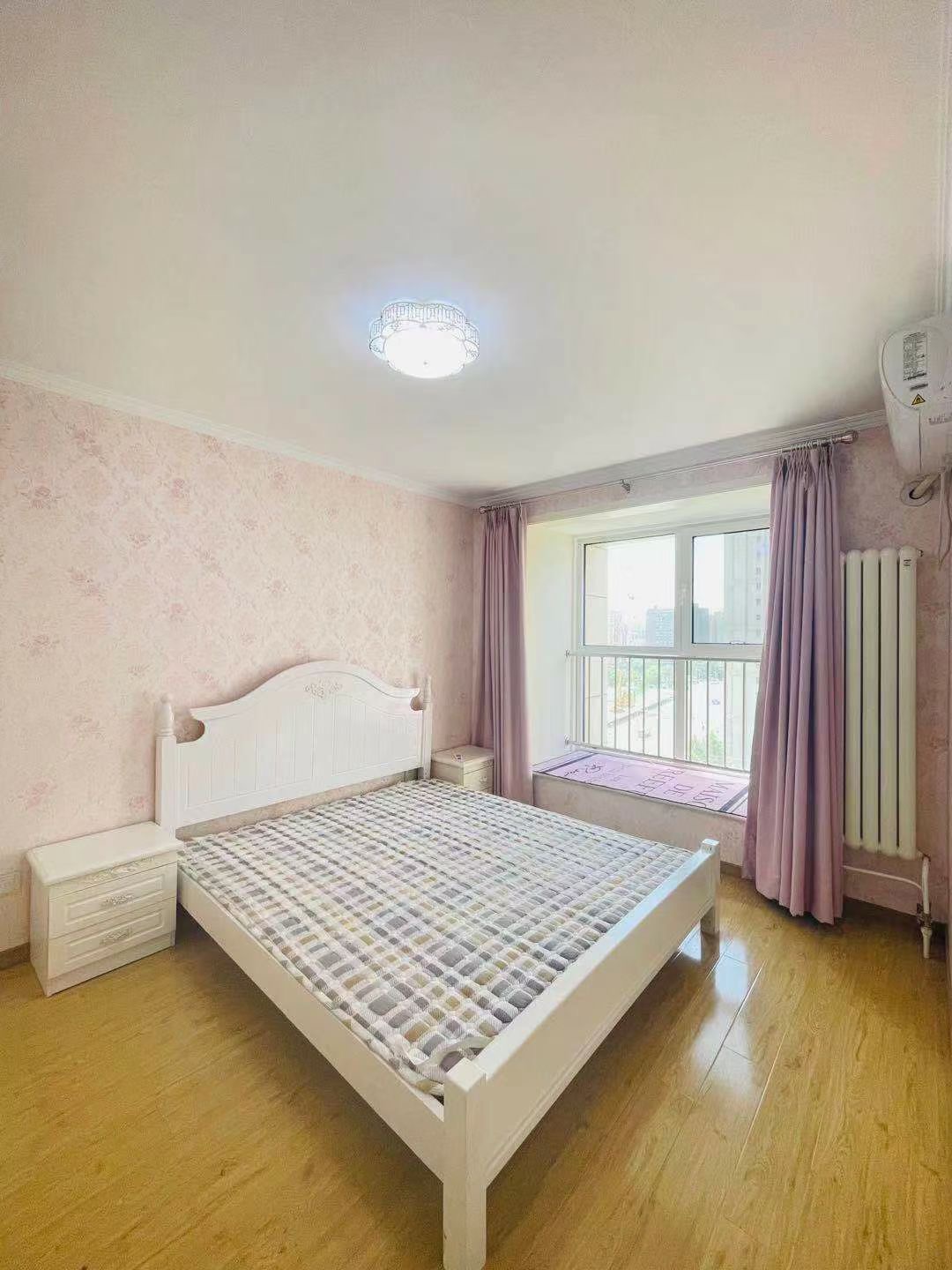 东风苑小区 随时看房·