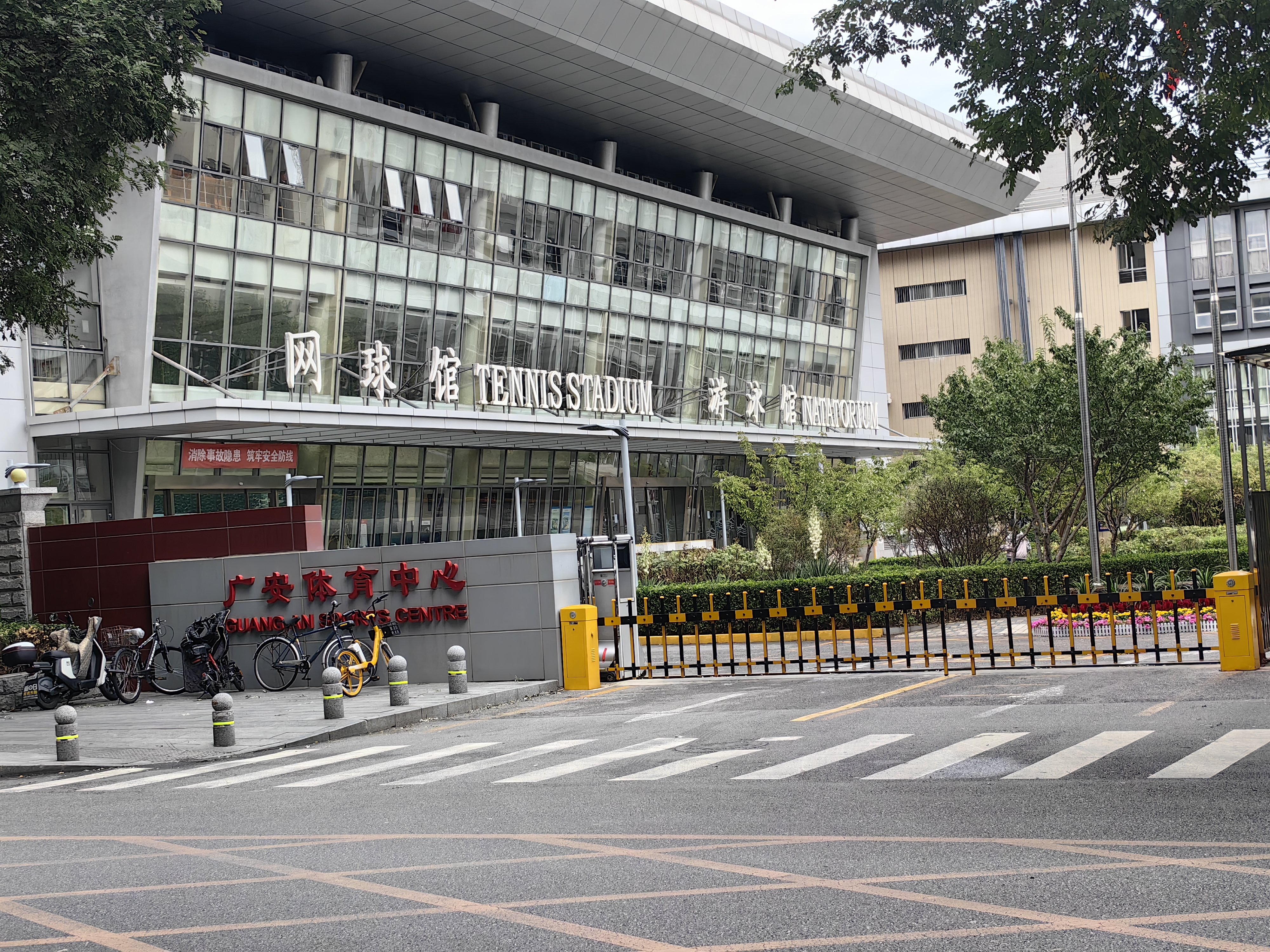 牛街南线阁街社区南线里小区 随时看房·