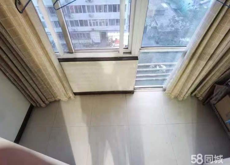 金鱼池东区 随时看房·