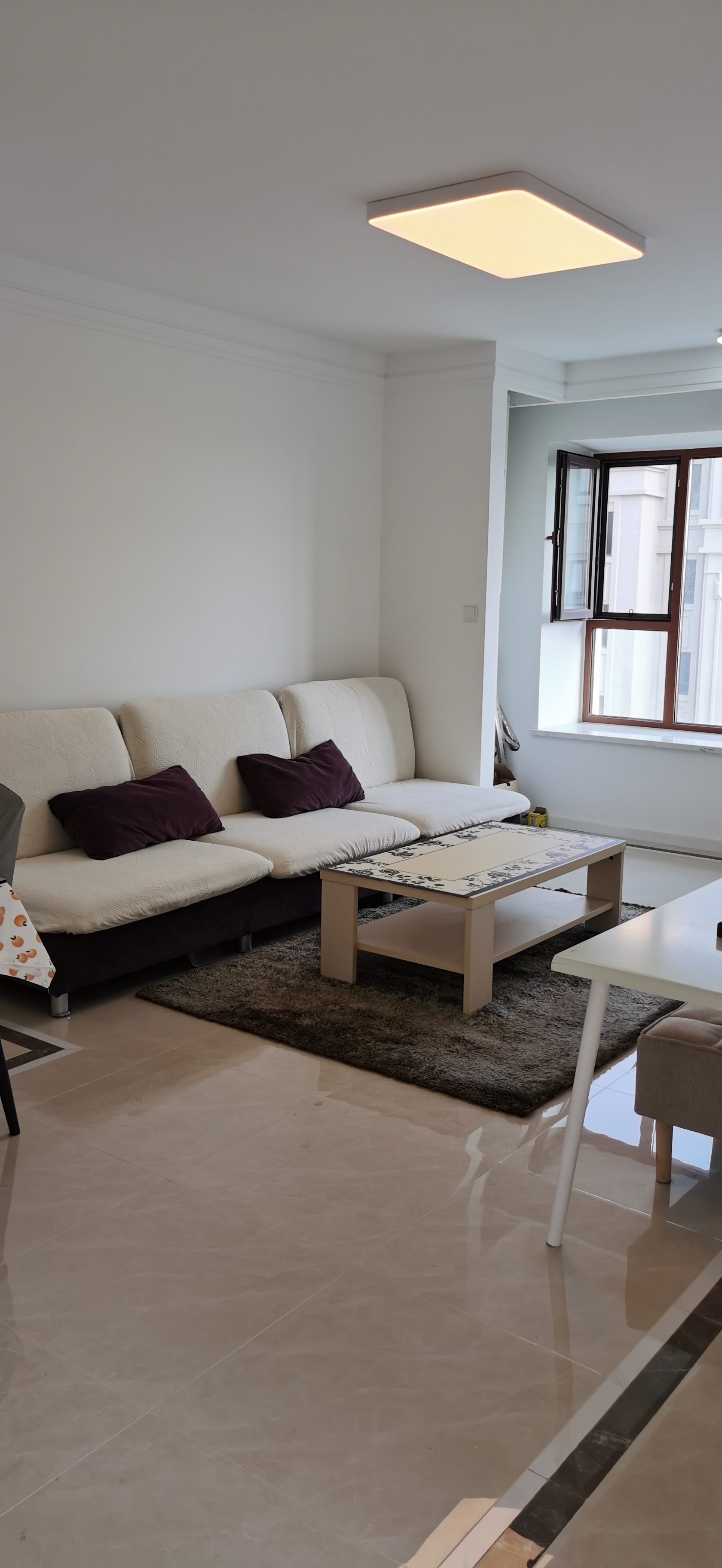 香邑澜湾二区 2居室 950元/月