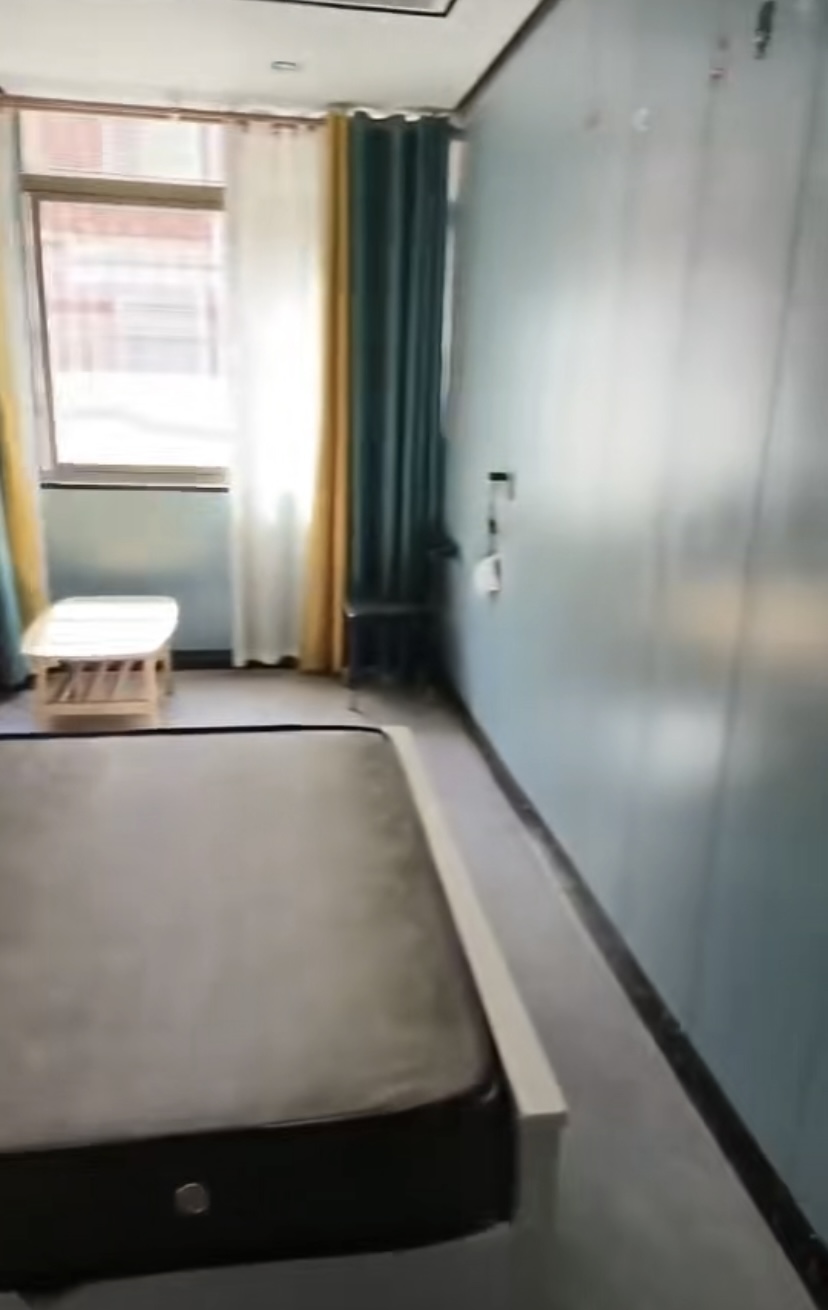 黄杨梅一区 随时看房·