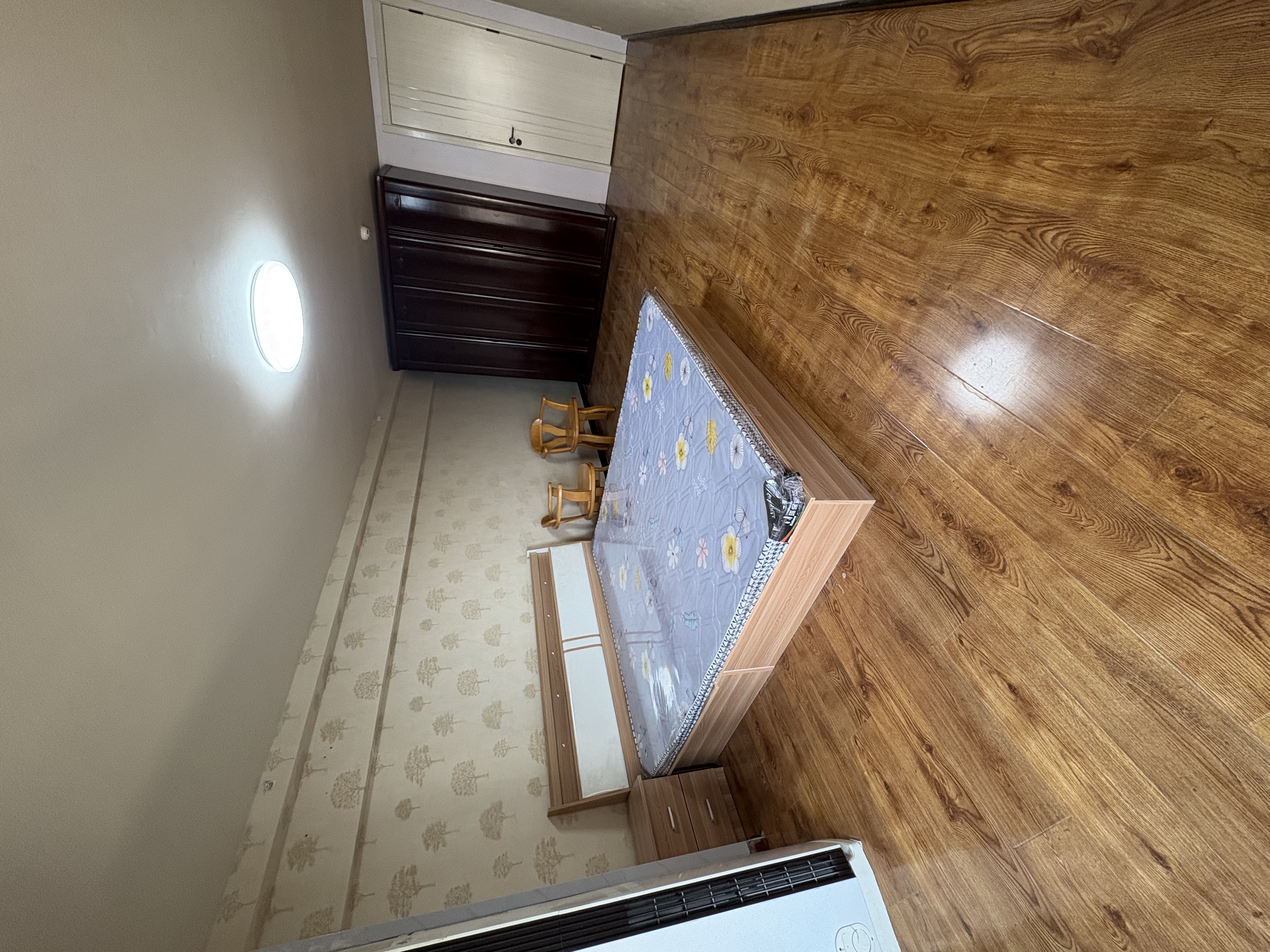 红郡大厦 随时看房·