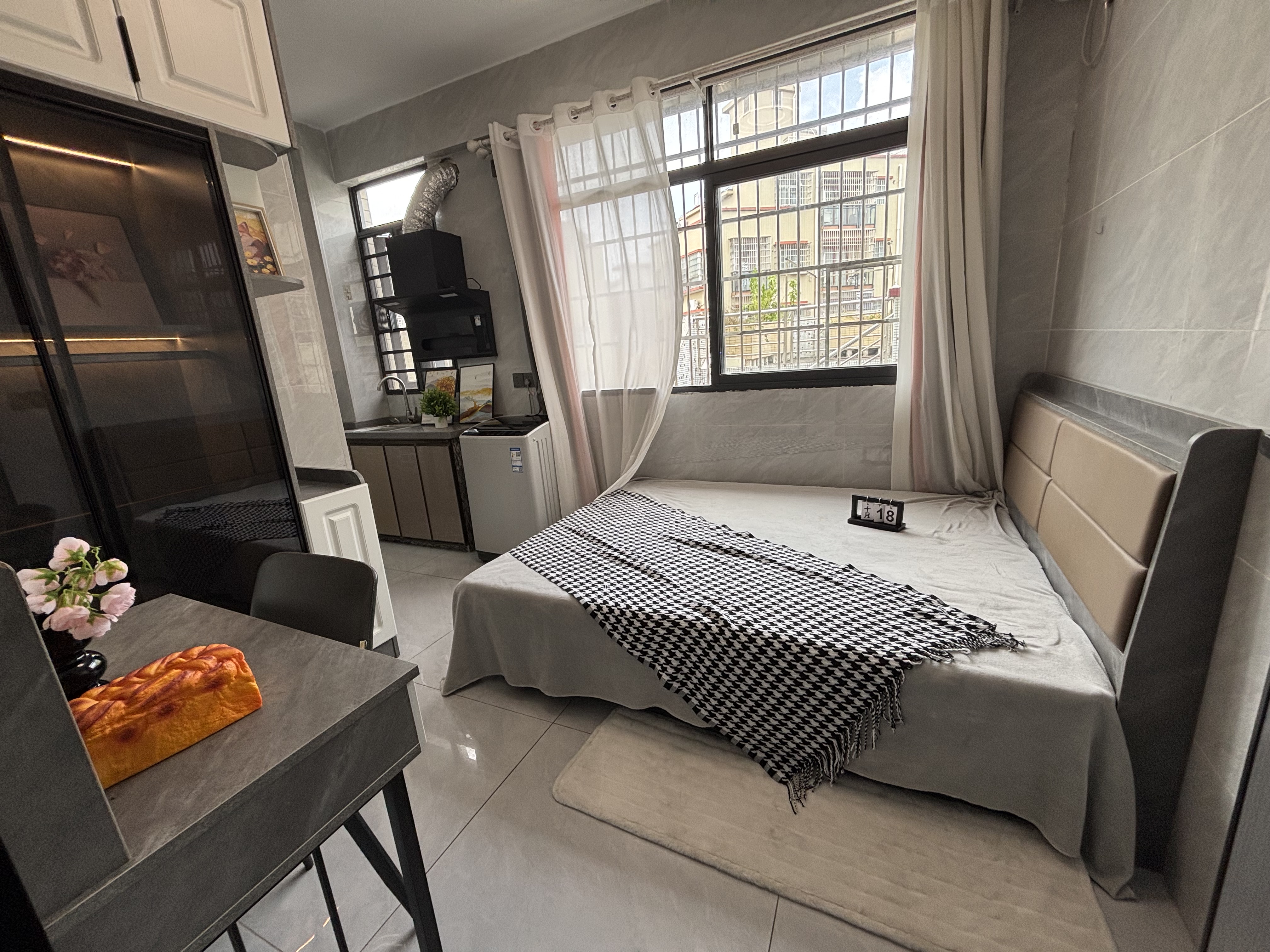 岭社区西岭街二巷9号 随时看房·