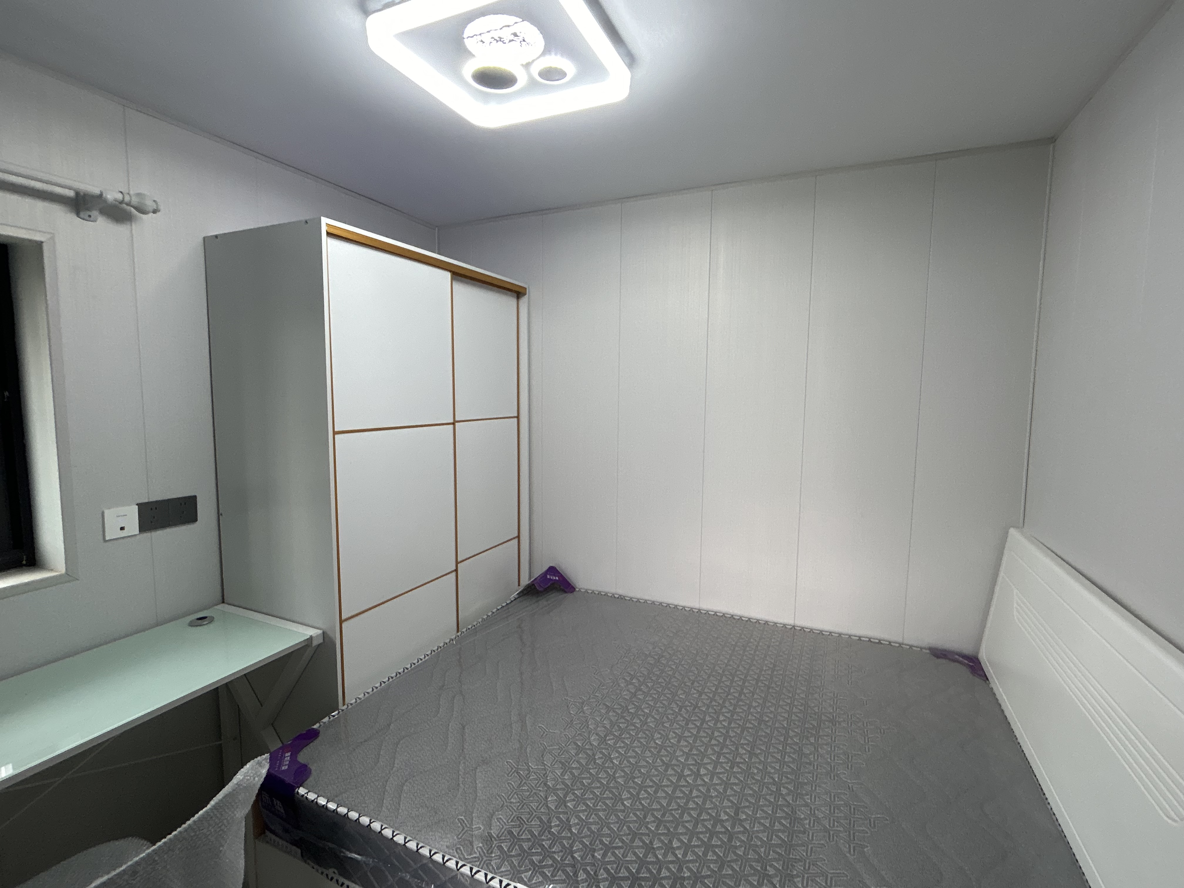 联星村 1居室 1500元/月