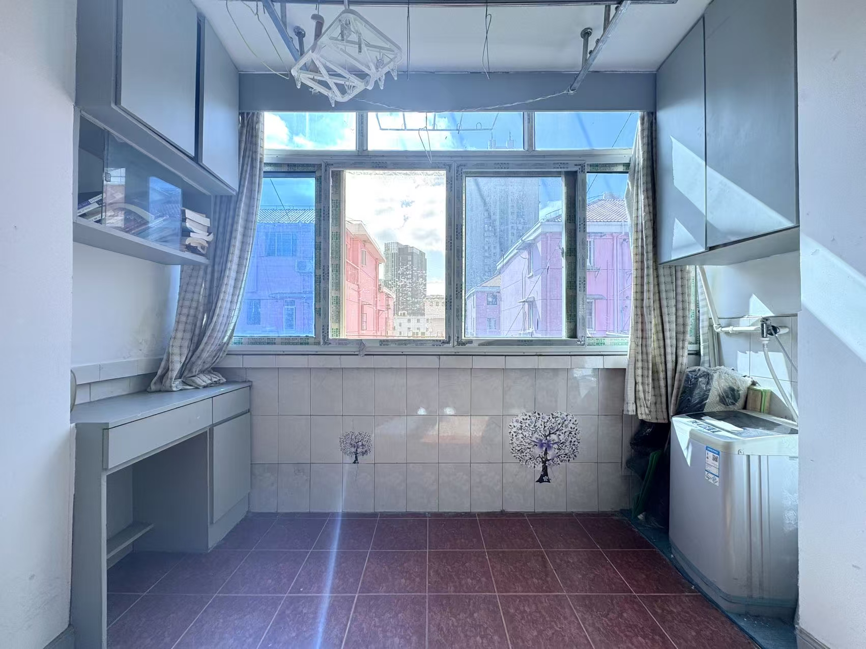 陆家嘴滨江道东明新村 随时看房·