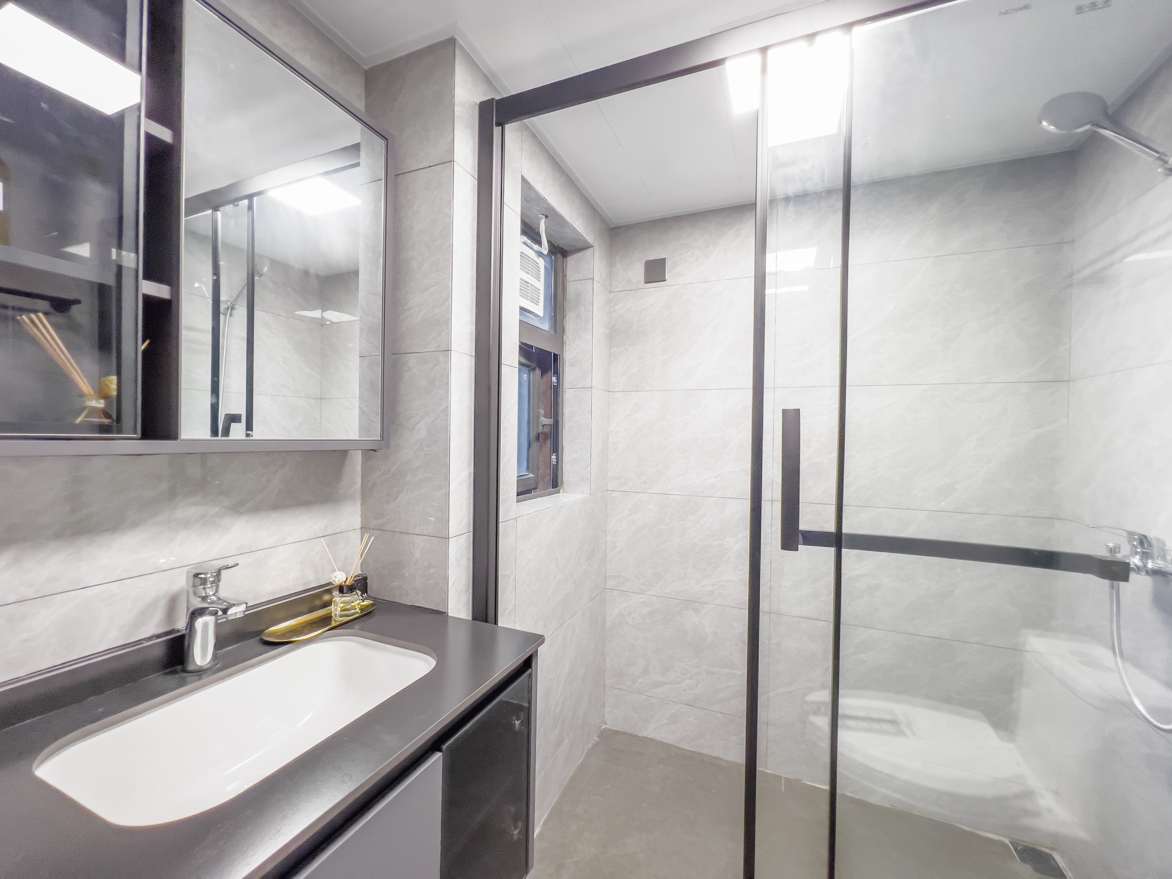 民水民电乐荟中心乐糖公寓 随时看房·