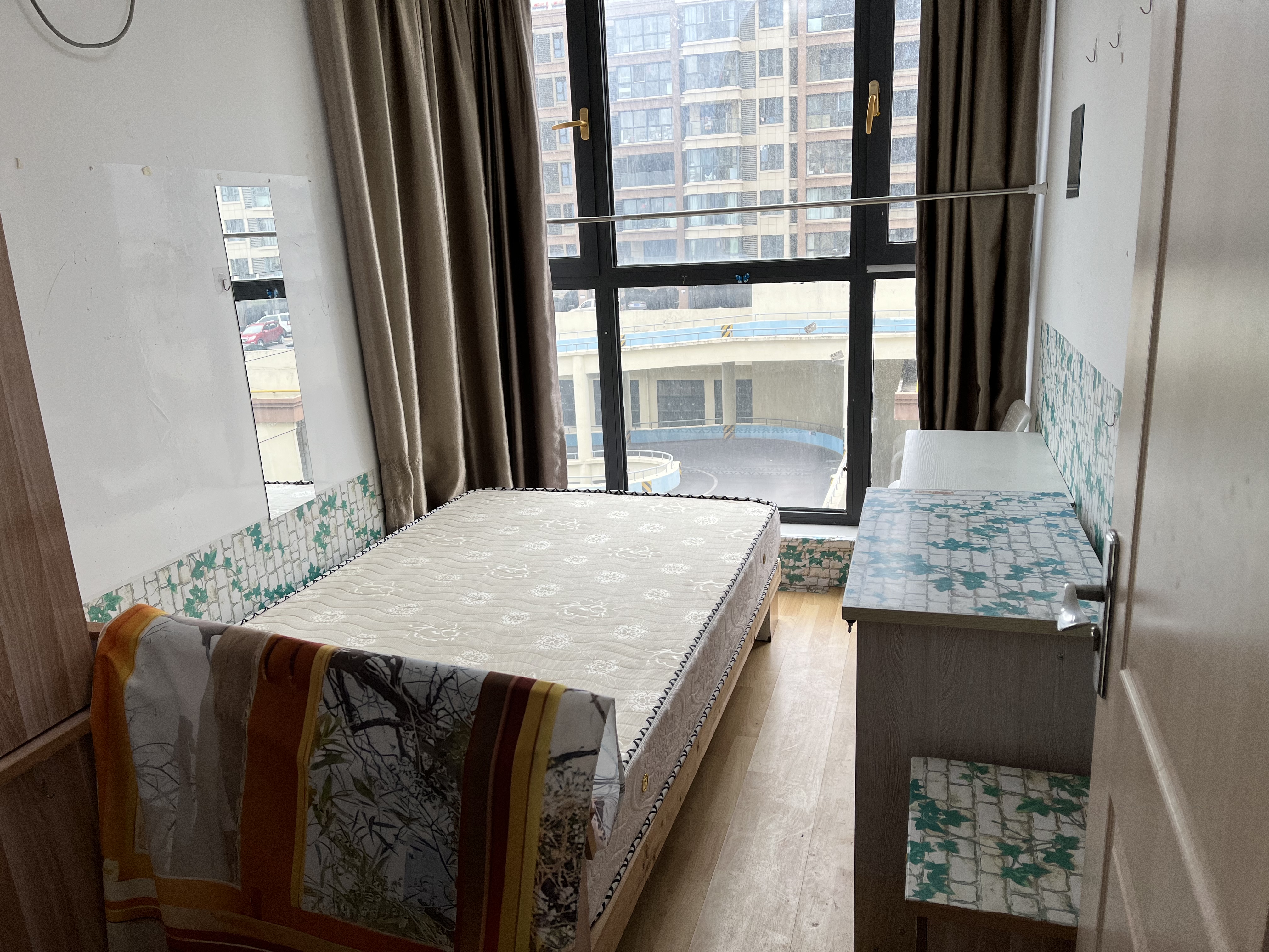金轮津桥华府 随时看房·