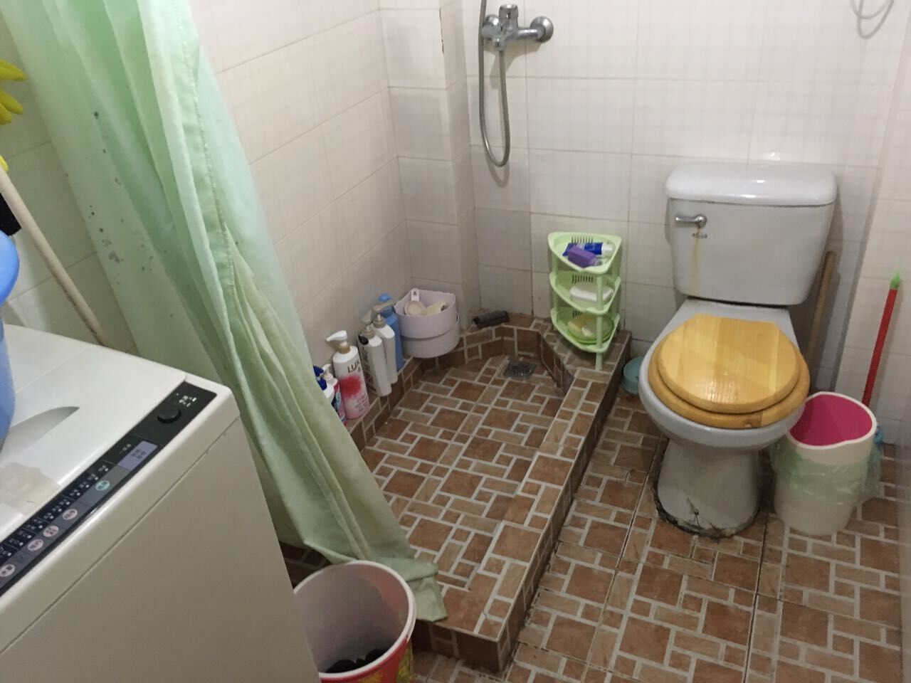 乐山新村 随时看房·